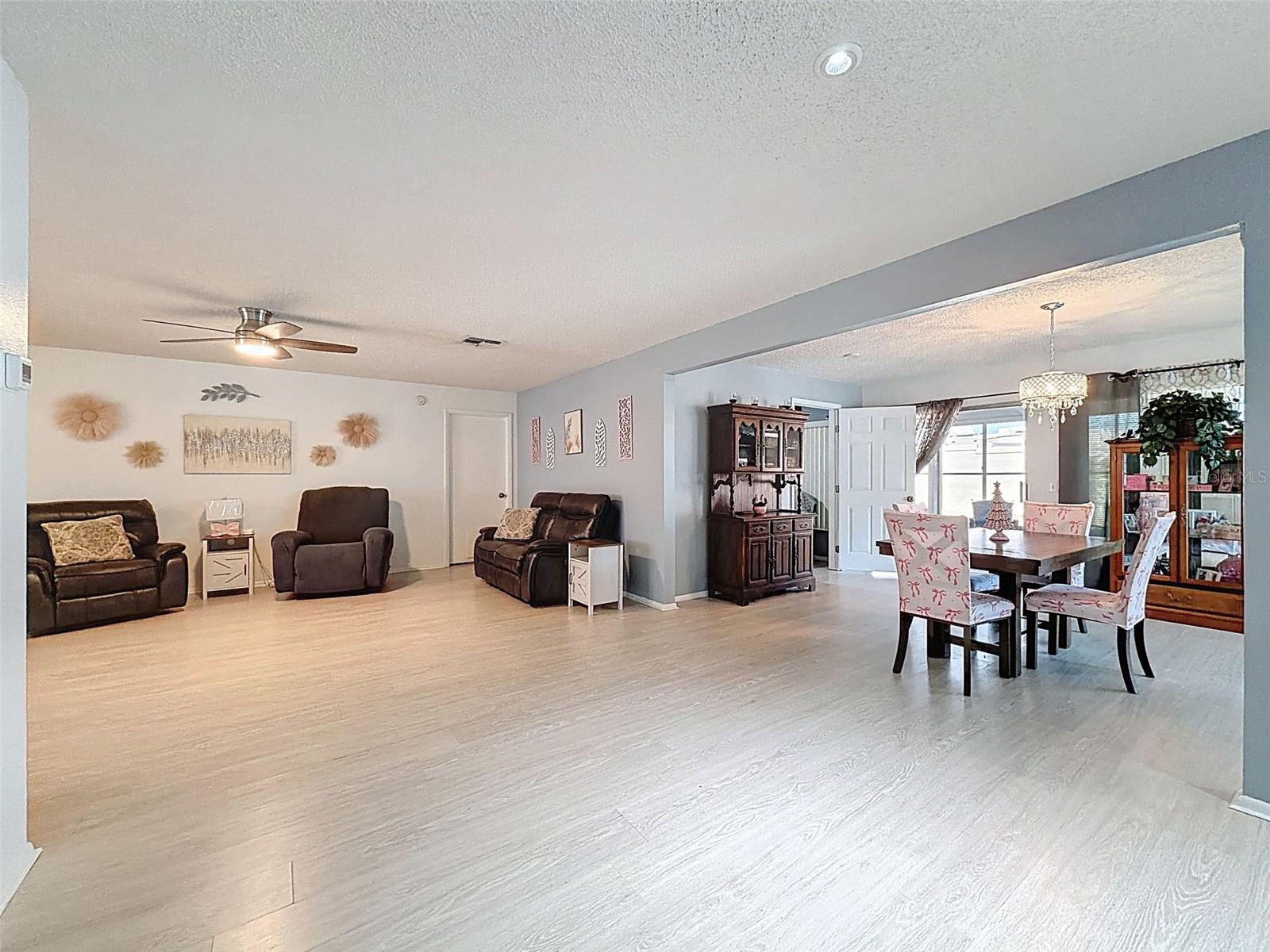 Image 9 of 41 For 10654 Fallen Leaf Lane