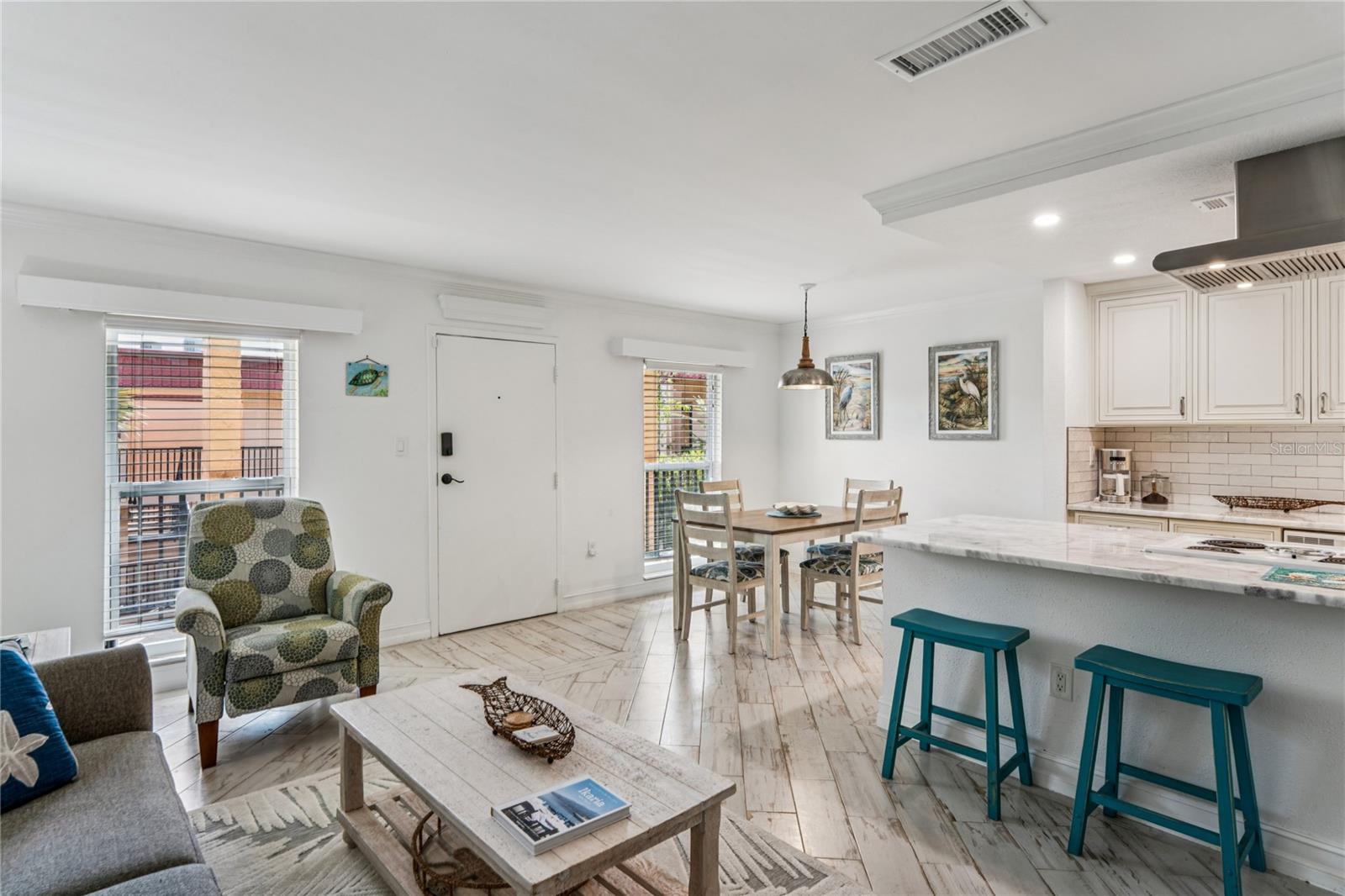 Image 11 of 46 For 8931 Blind Pass Road 355