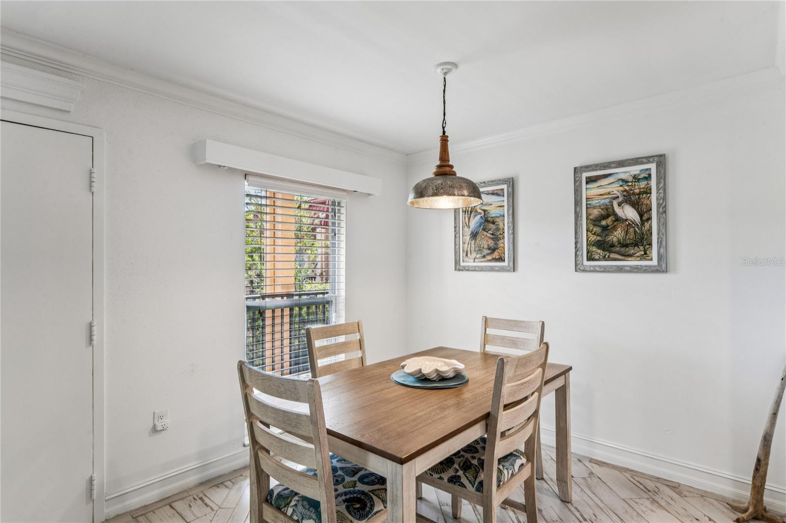 Image 18 of 46 For 8931 Blind Pass Road 355