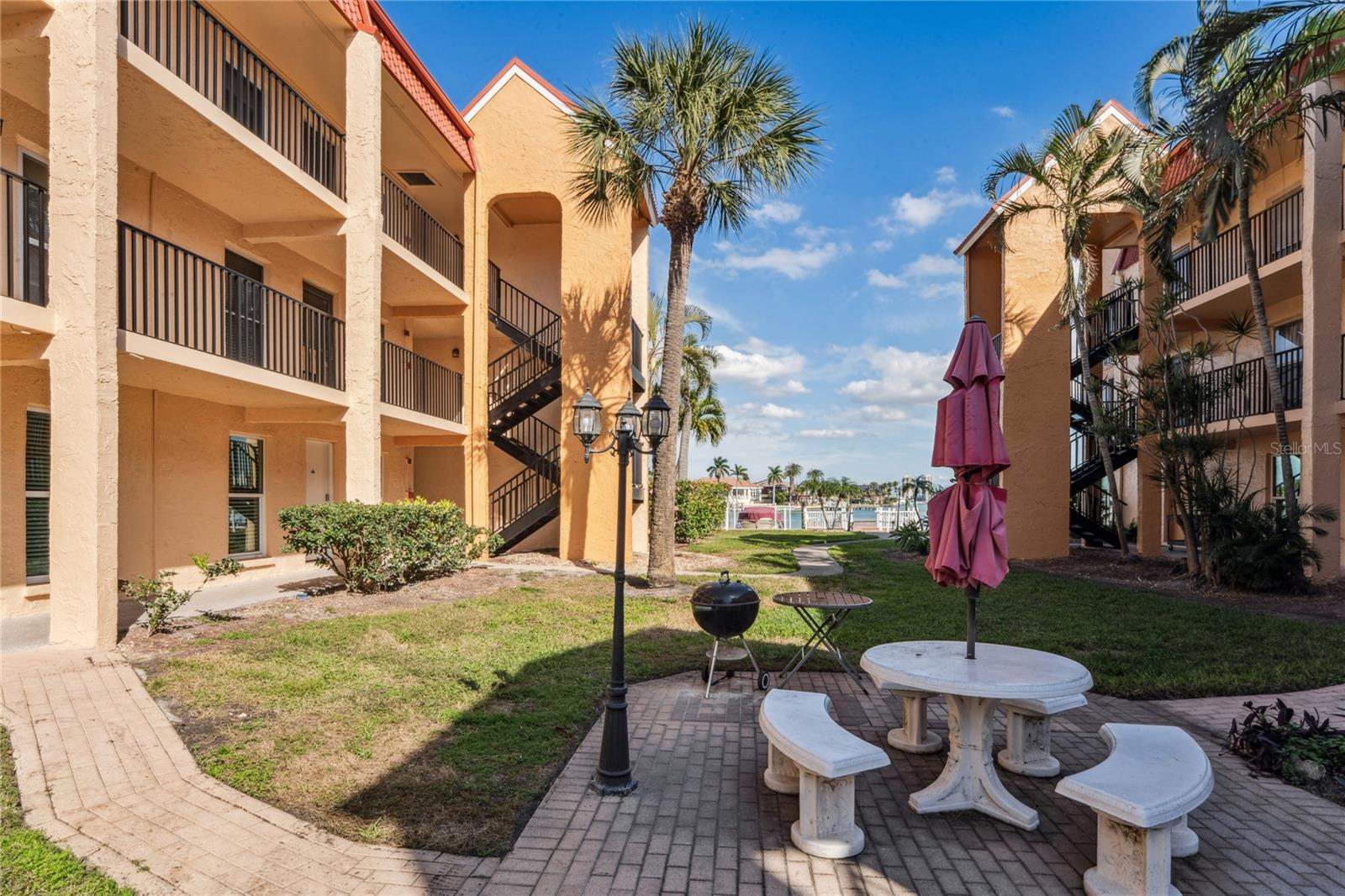 Image 27 of 46 For 8931 Blind Pass Road 355