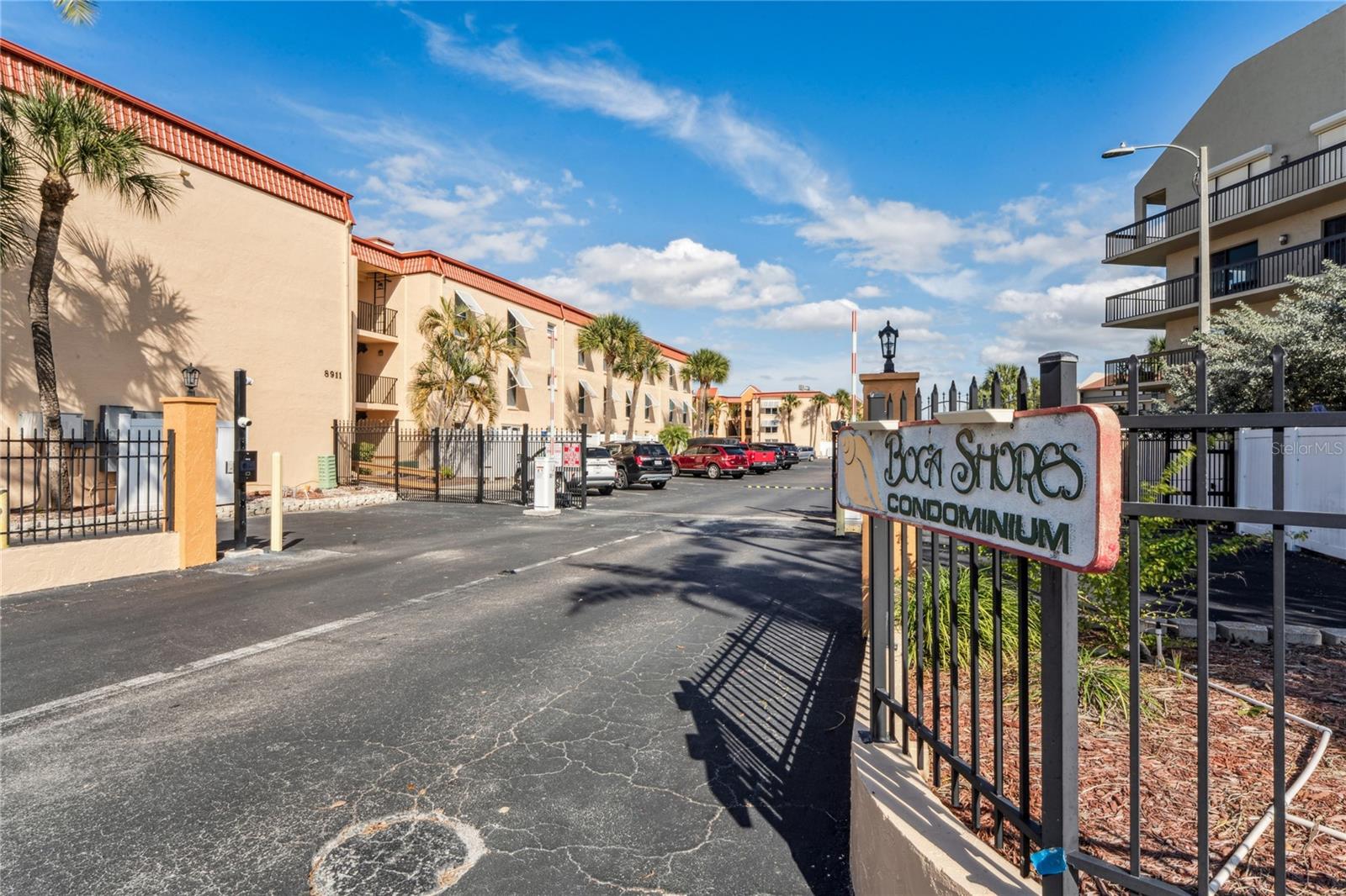 Image 36 of 46 For 8931 Blind Pass Road 355