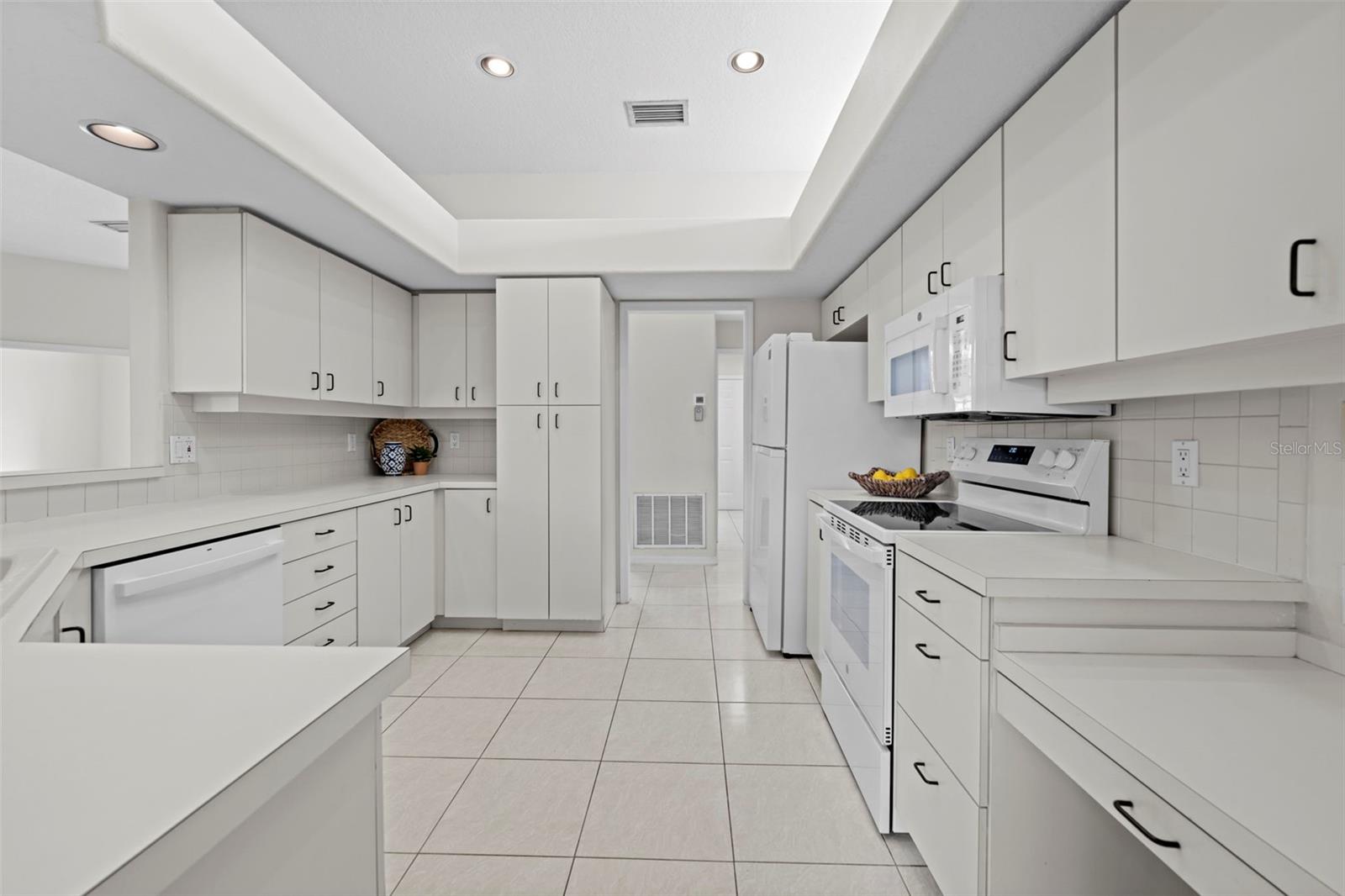 Image 19 of 80 For 9369 Ashley Drive