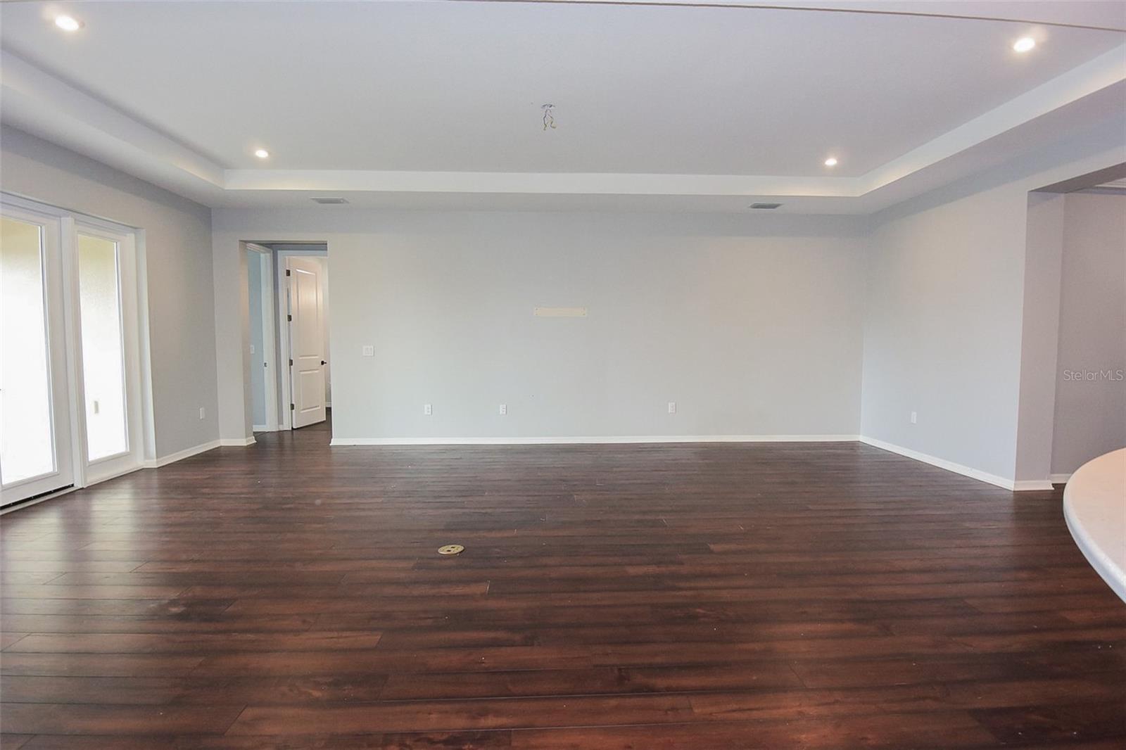 Image 17 of 79 For 6936 Bradbury Circle