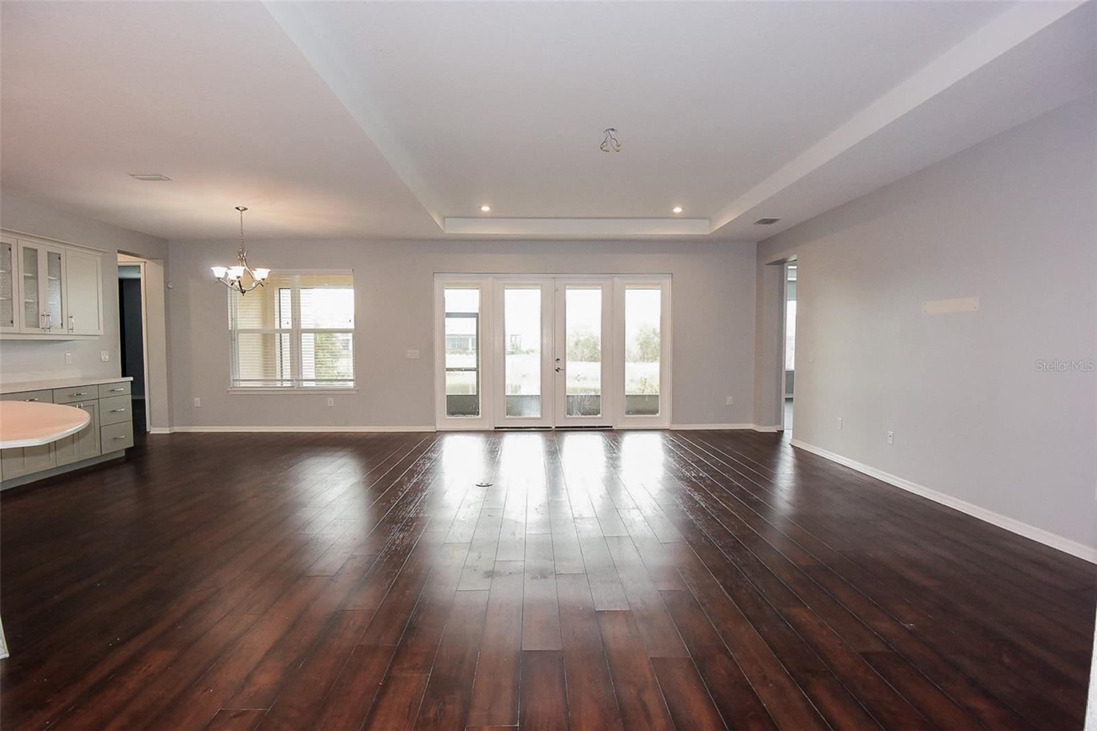 Image 18 of 79 For 6936 Bradbury Circle