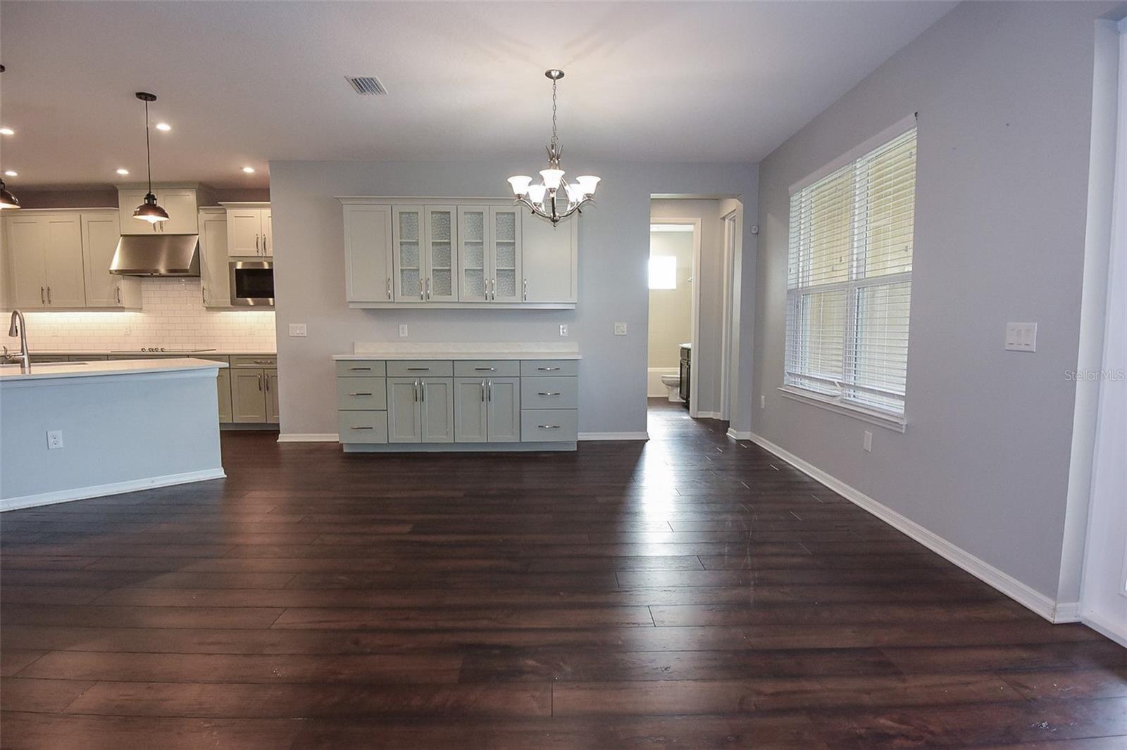 Image 22 of 79 For 6936 Bradbury Circle