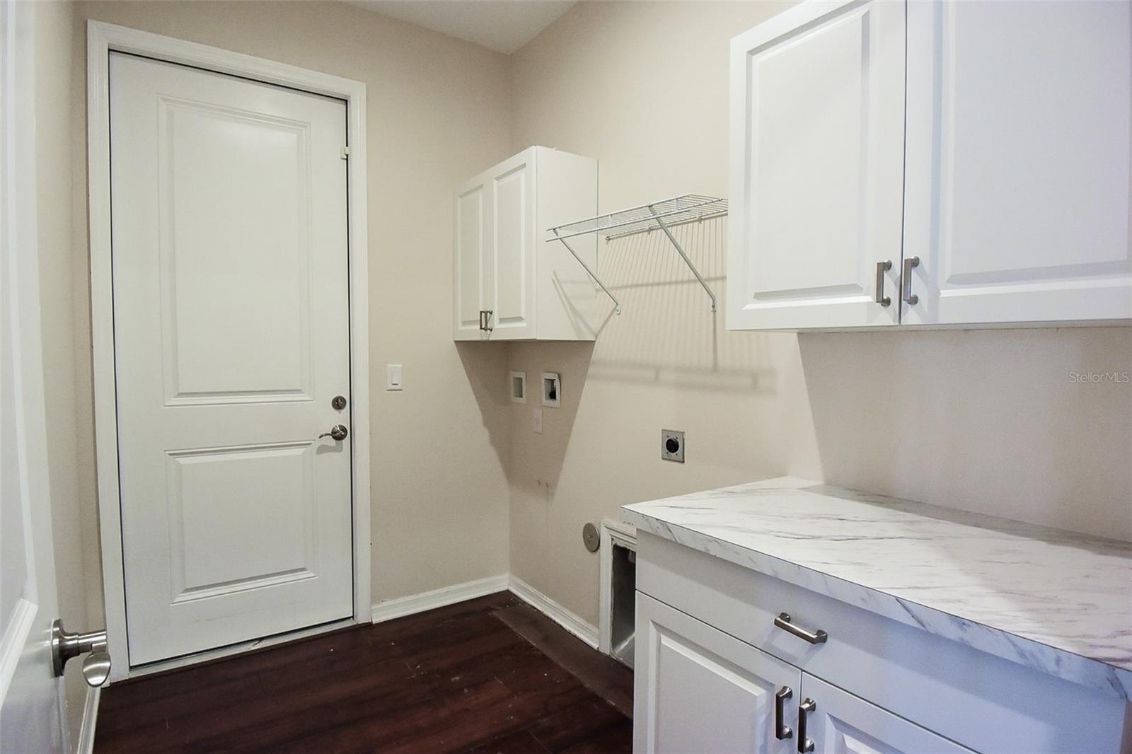 Image 76 of 79 For 6936 Bradbury Circle