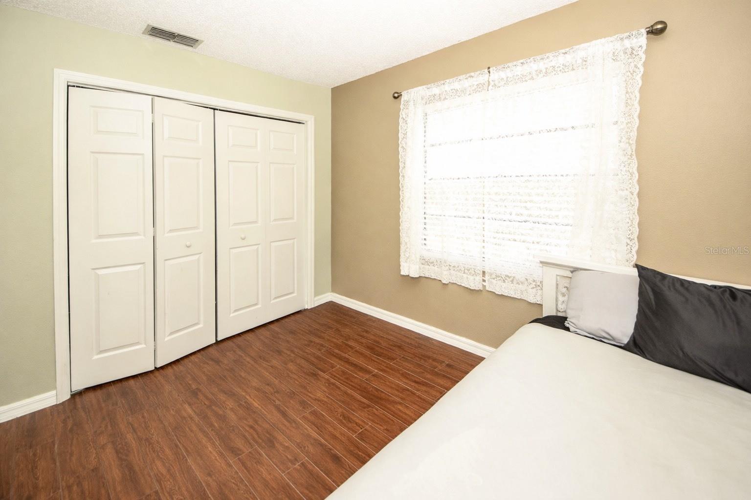 Image 14 of 22 For 13277 Delbarton Street