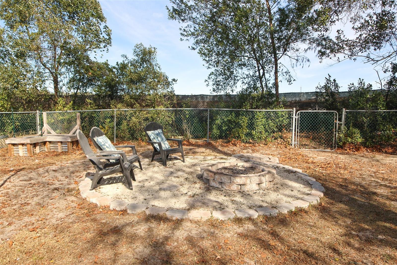 Image 21 of 22 For 13277 Delbarton Street