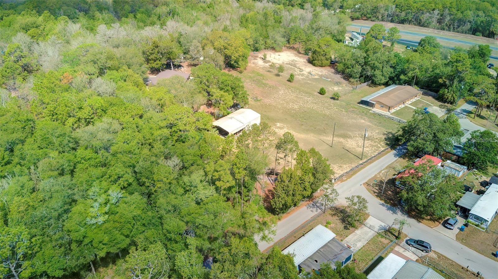 Listing photo id 10 for 29114 Cortez Boulevard