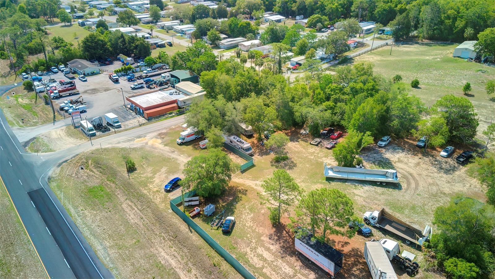 Listing photo id 20 for 29114 Cortez Boulevard