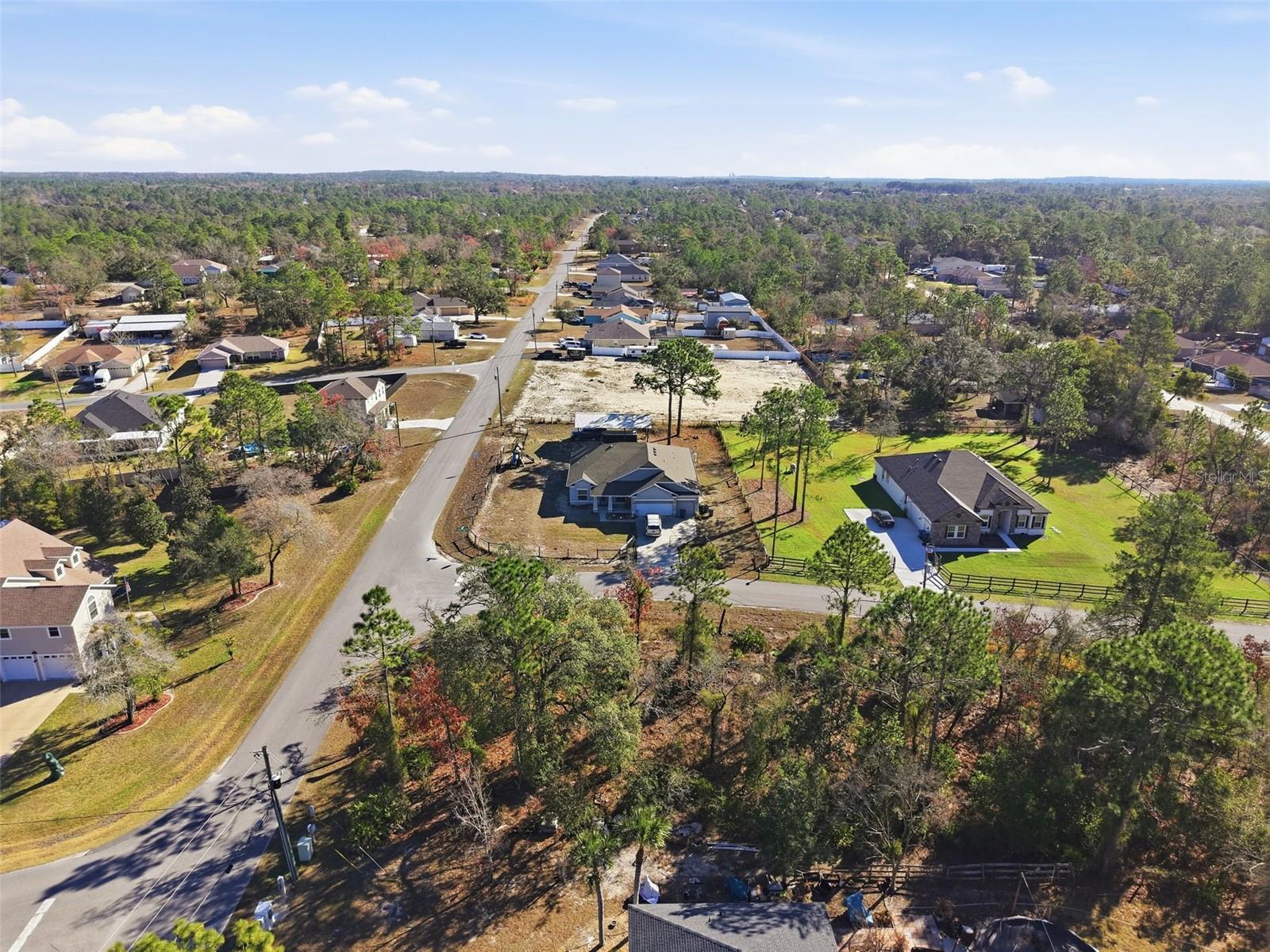 Listing photo id 4 for 11448 Mirage Avenue