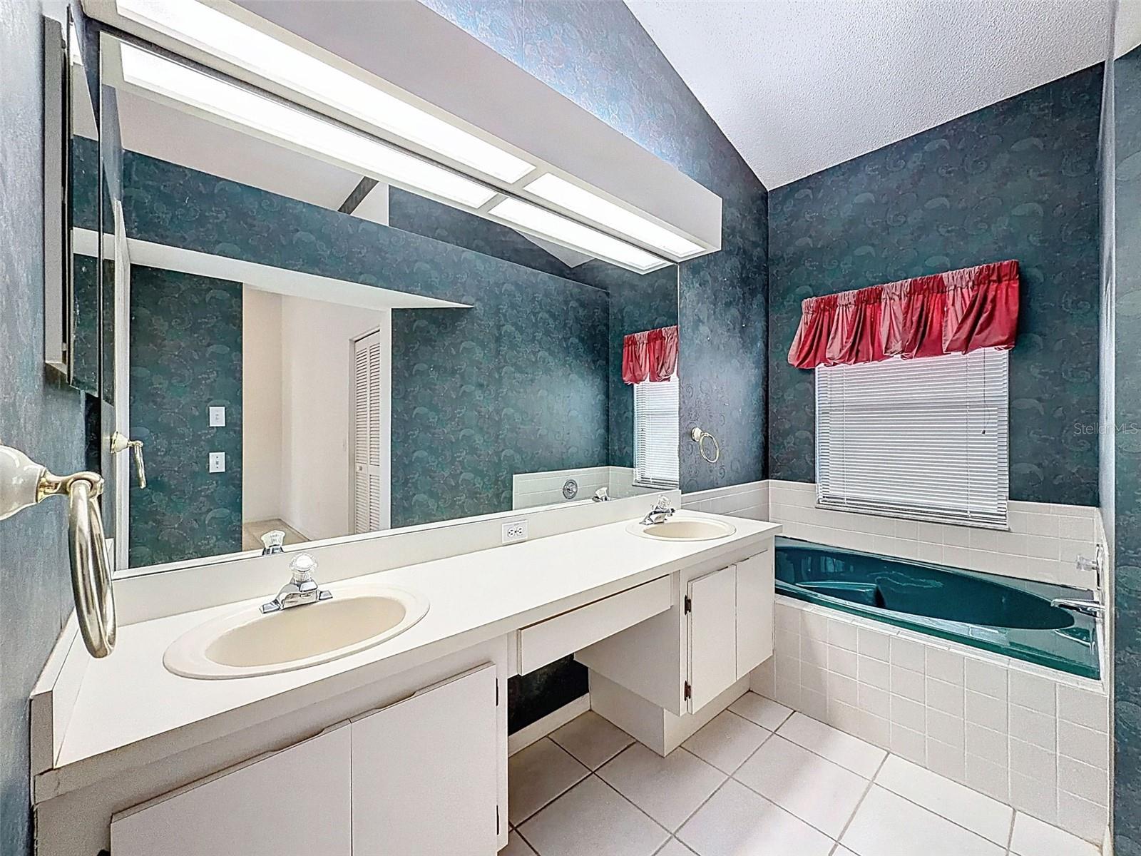 Image 30 of 48 For 14345 Pimberton Drive