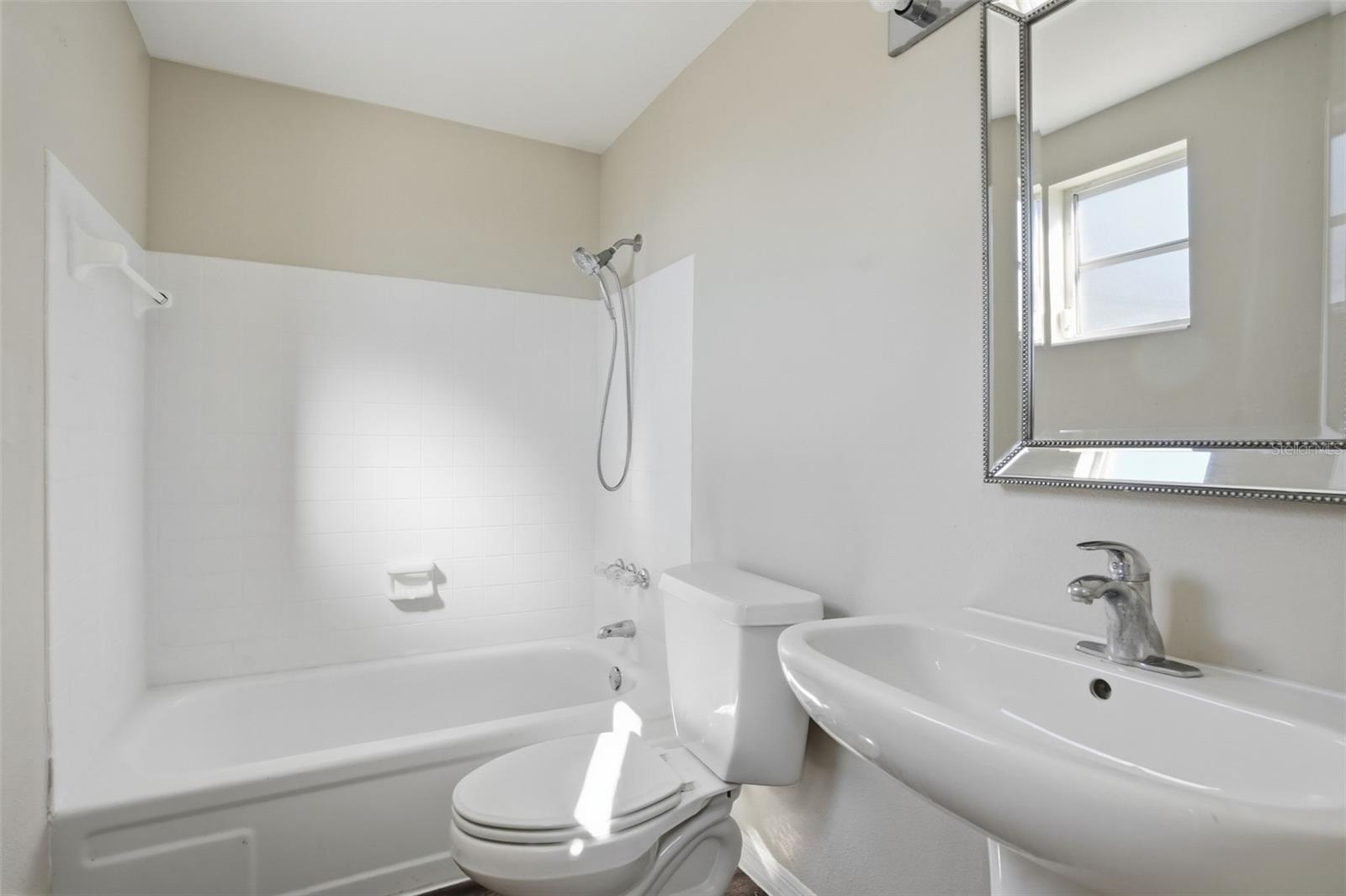 Image 20 of 25 For 9543 Century Drive