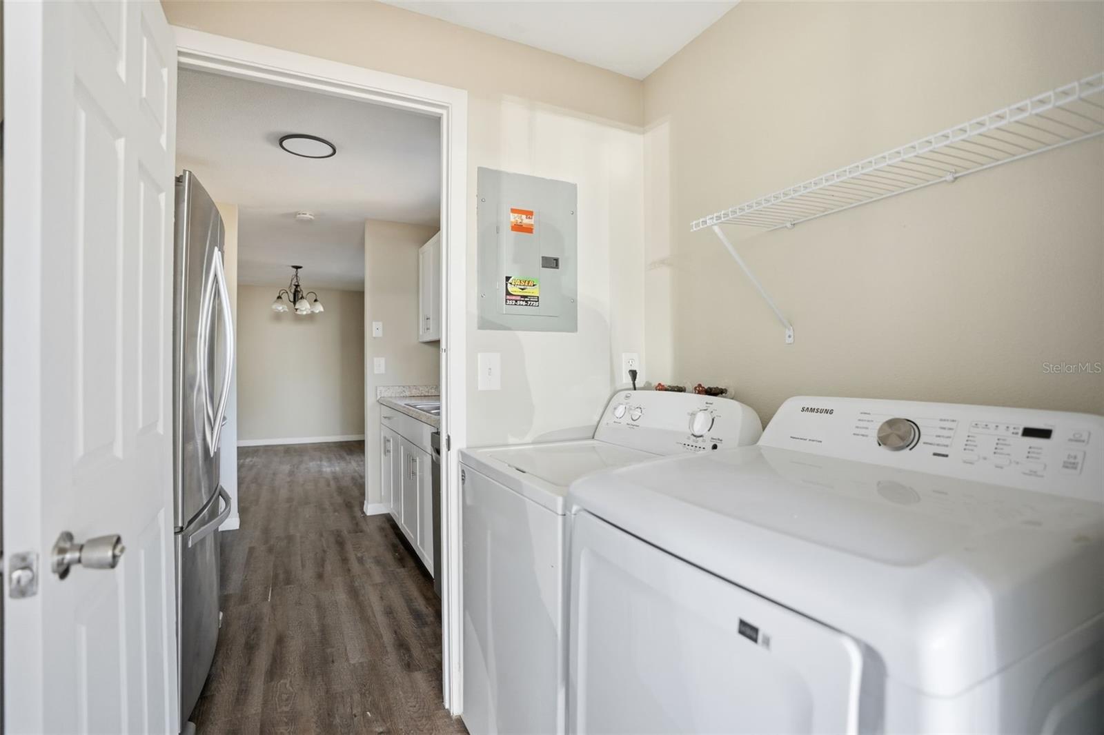 Image 21 of 25 For 9543 Century Drive