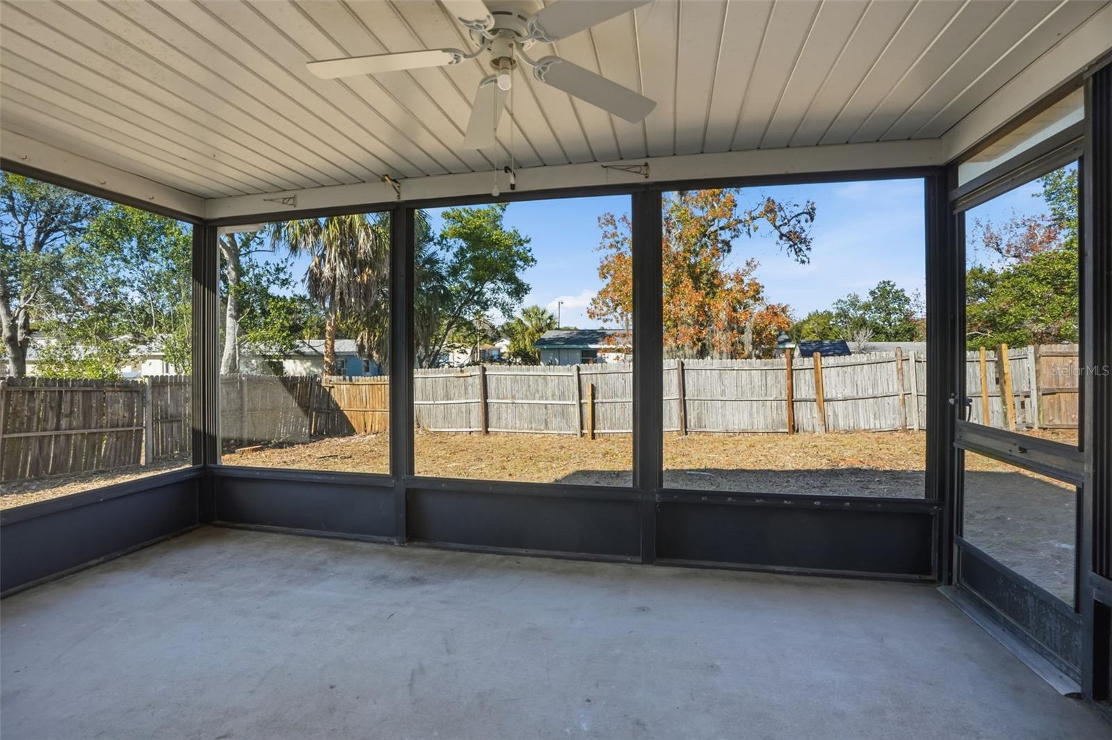 Image 23 of 25 For 9543 Century Drive