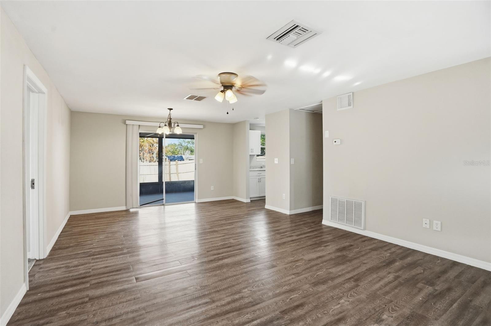 Image 6 of 25 For 9543 Century Drive