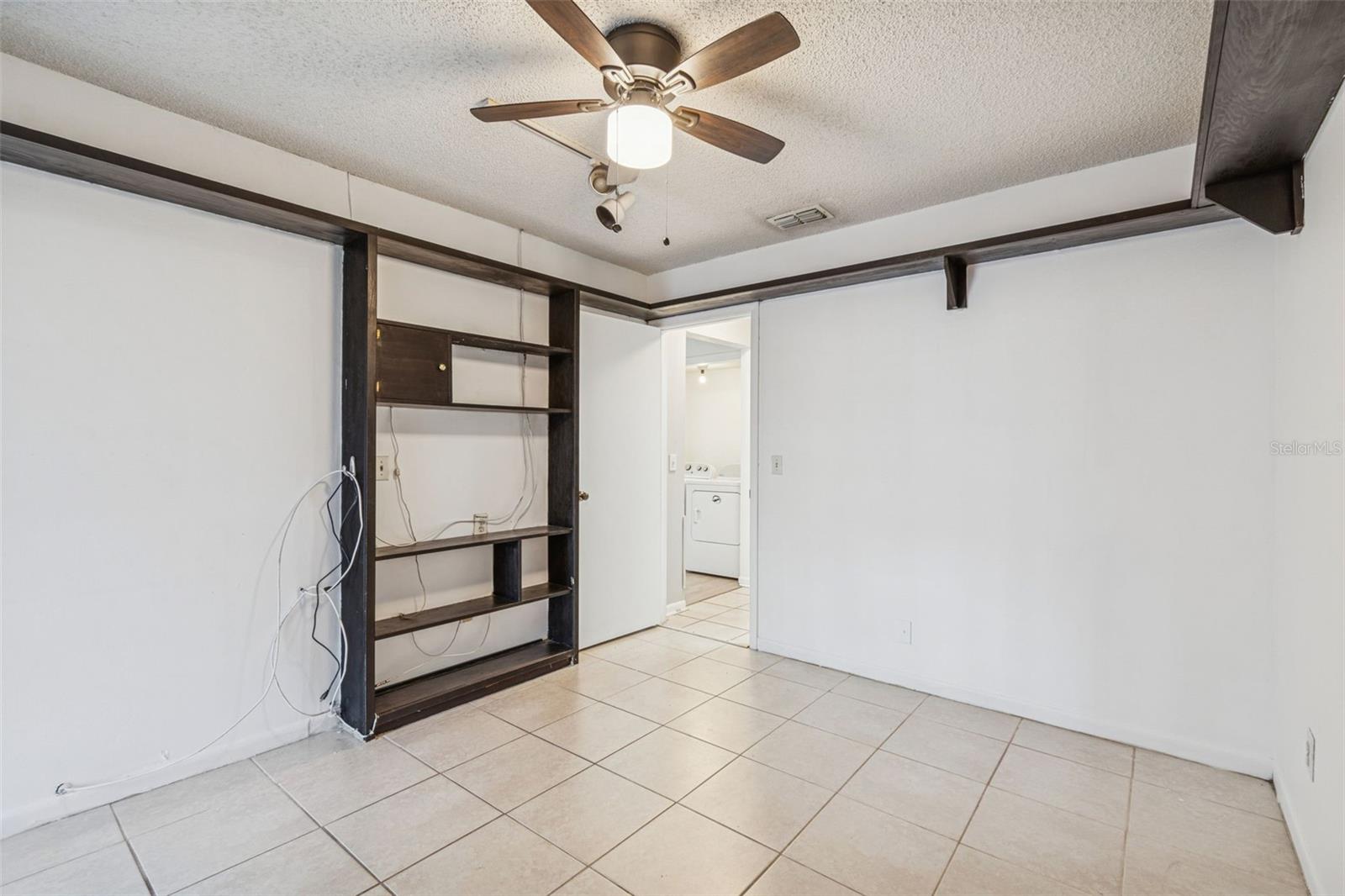 Image 16 of 96 For 1930 Gregory Drive