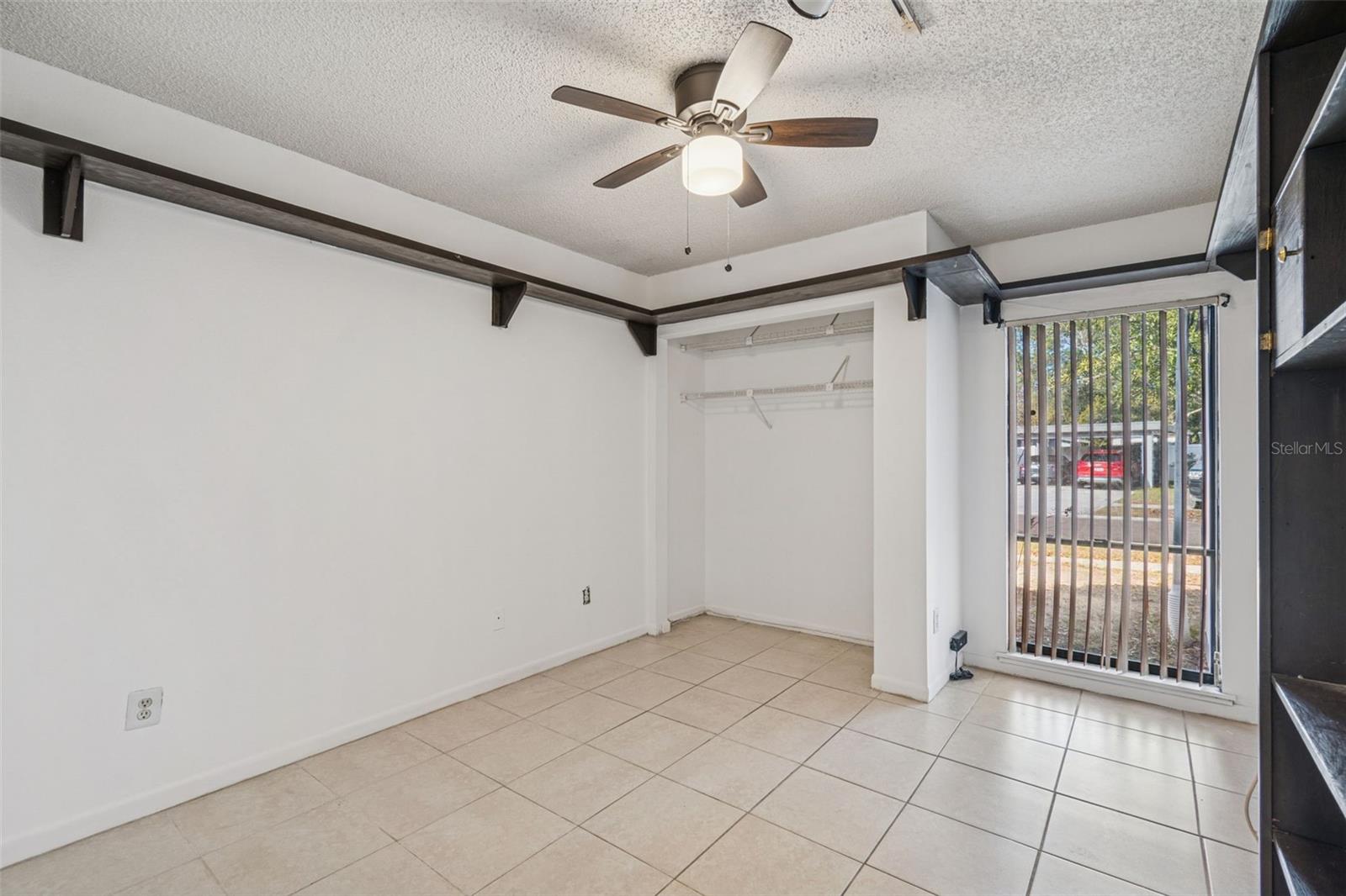 Image 18 of 96 For 1930 Gregory Drive