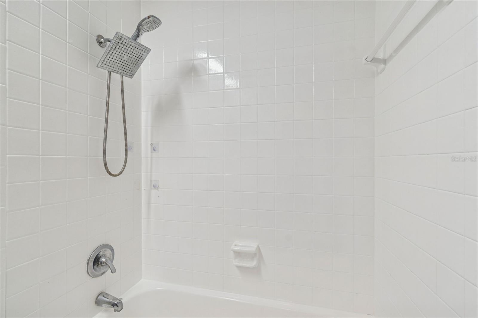 Image 20 of 96 For 1930 Gregory Drive