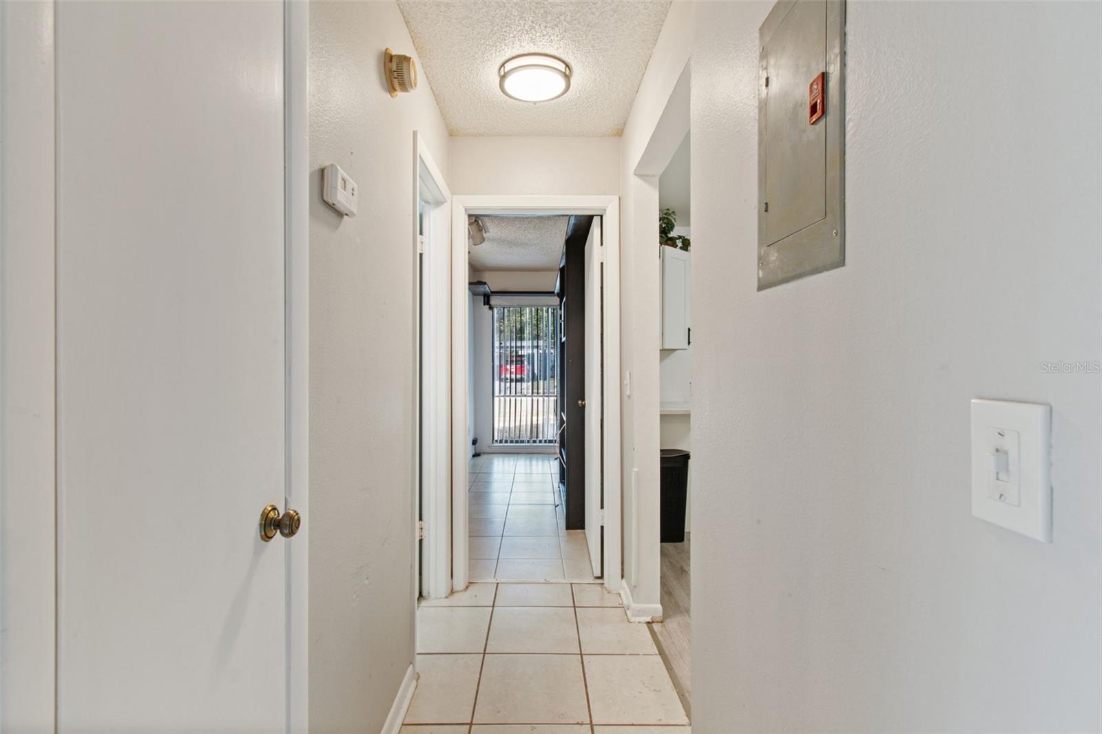 Image 23 of 96 For 1930 Gregory Drive