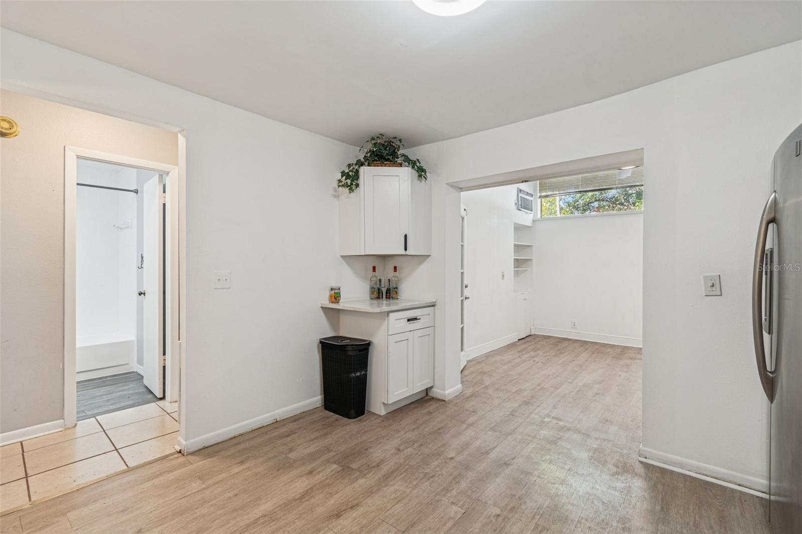 Image 26 of 96 For 1930 Gregory Drive