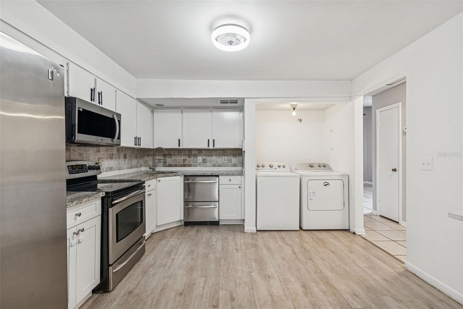 Image 40 of 96 For 1930 Gregory Drive