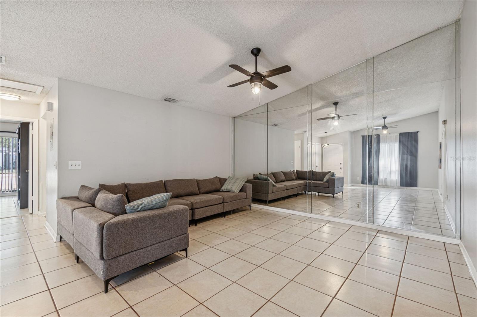 Image 59 of 96 For 1930 Gregory Drive