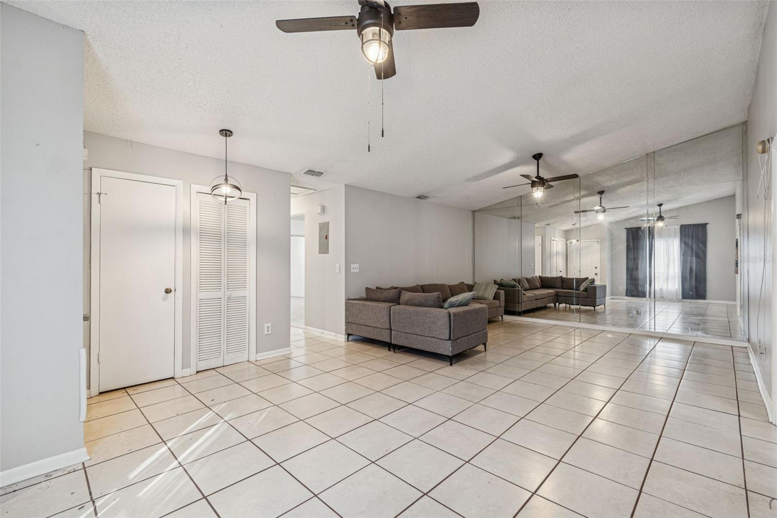 Image 64 of 96 For 1930 Gregory Drive