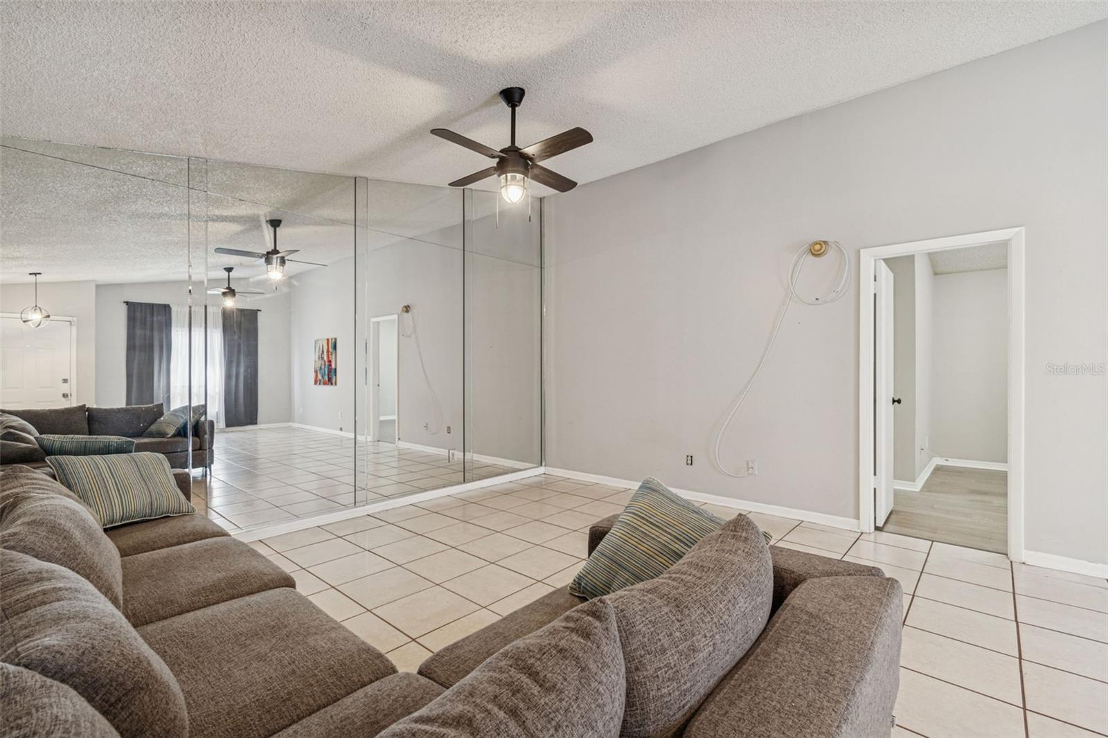 Image 74 of 96 For 1930 Gregory Drive