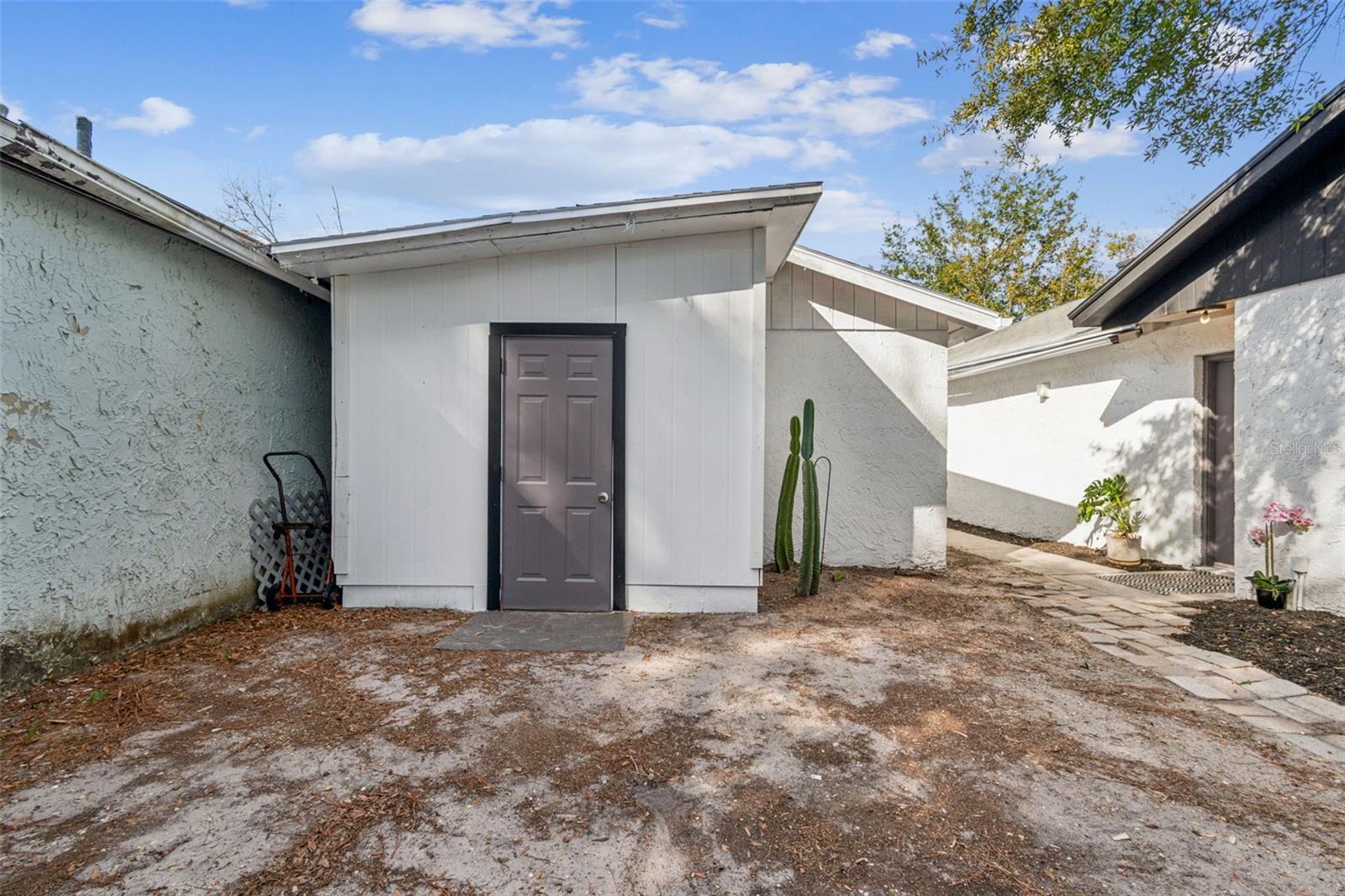 Image 90 of 96 For 1930 Gregory Drive