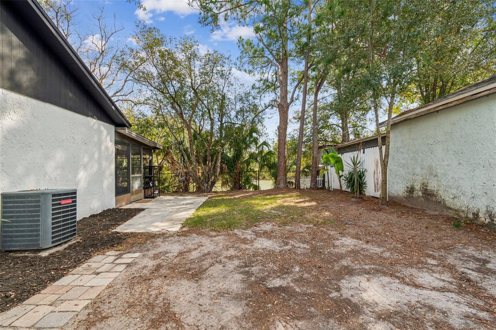 Image 91 of 96 For 1930 Gregory Drive