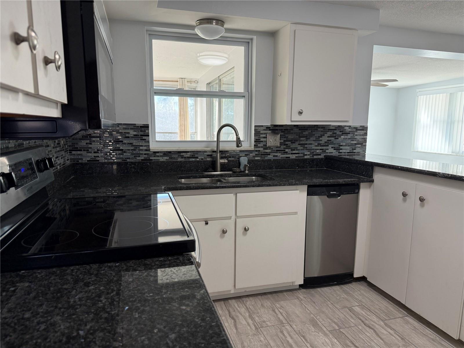 Image 21 of 23 For 5412 Golden Nugget Drive