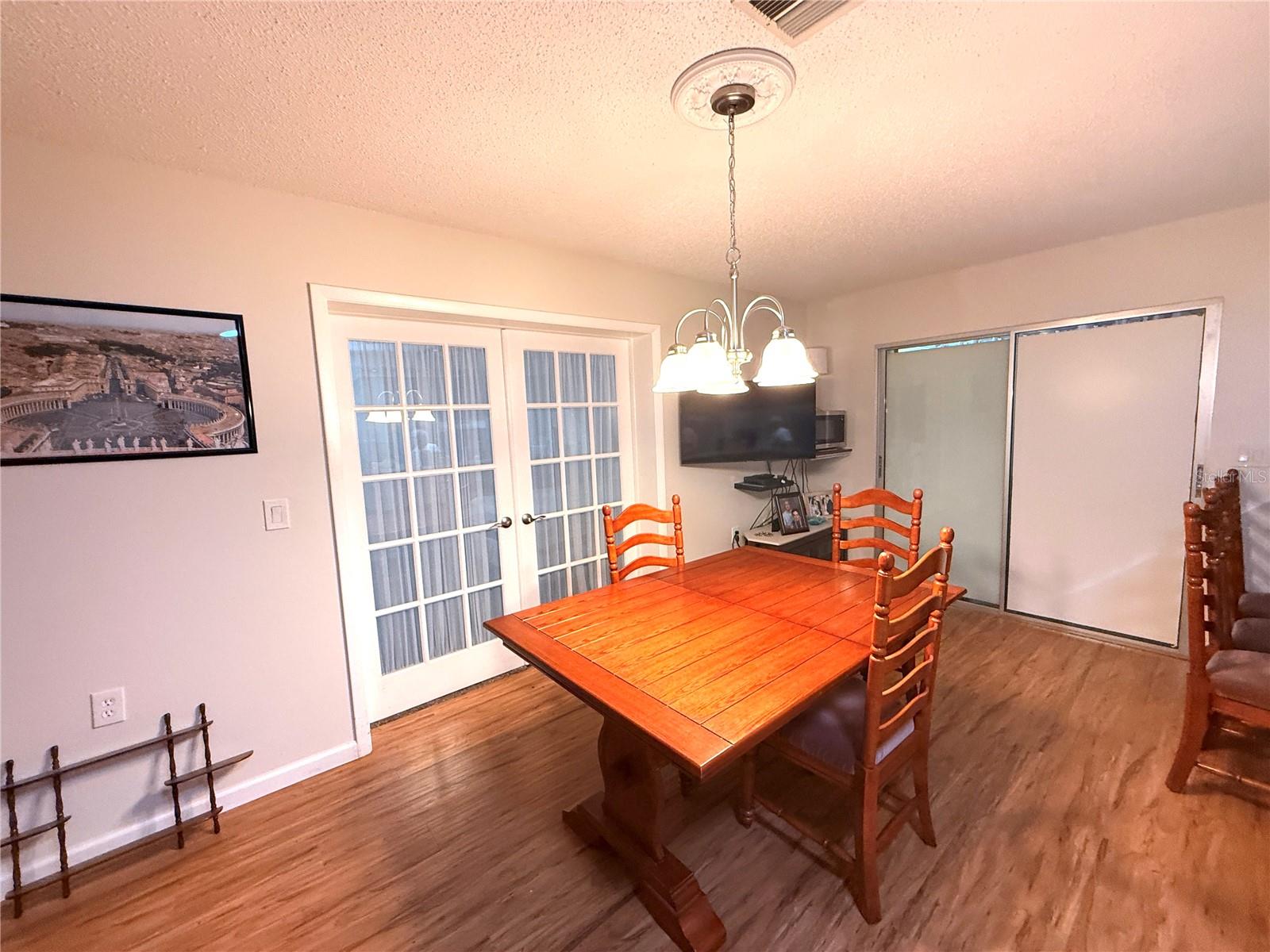 Image 14 of 35 For 8014 Casuarina Drive