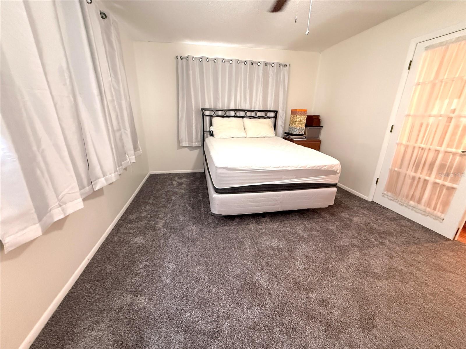 Image 23 of 35 For 8014 Casuarina Drive