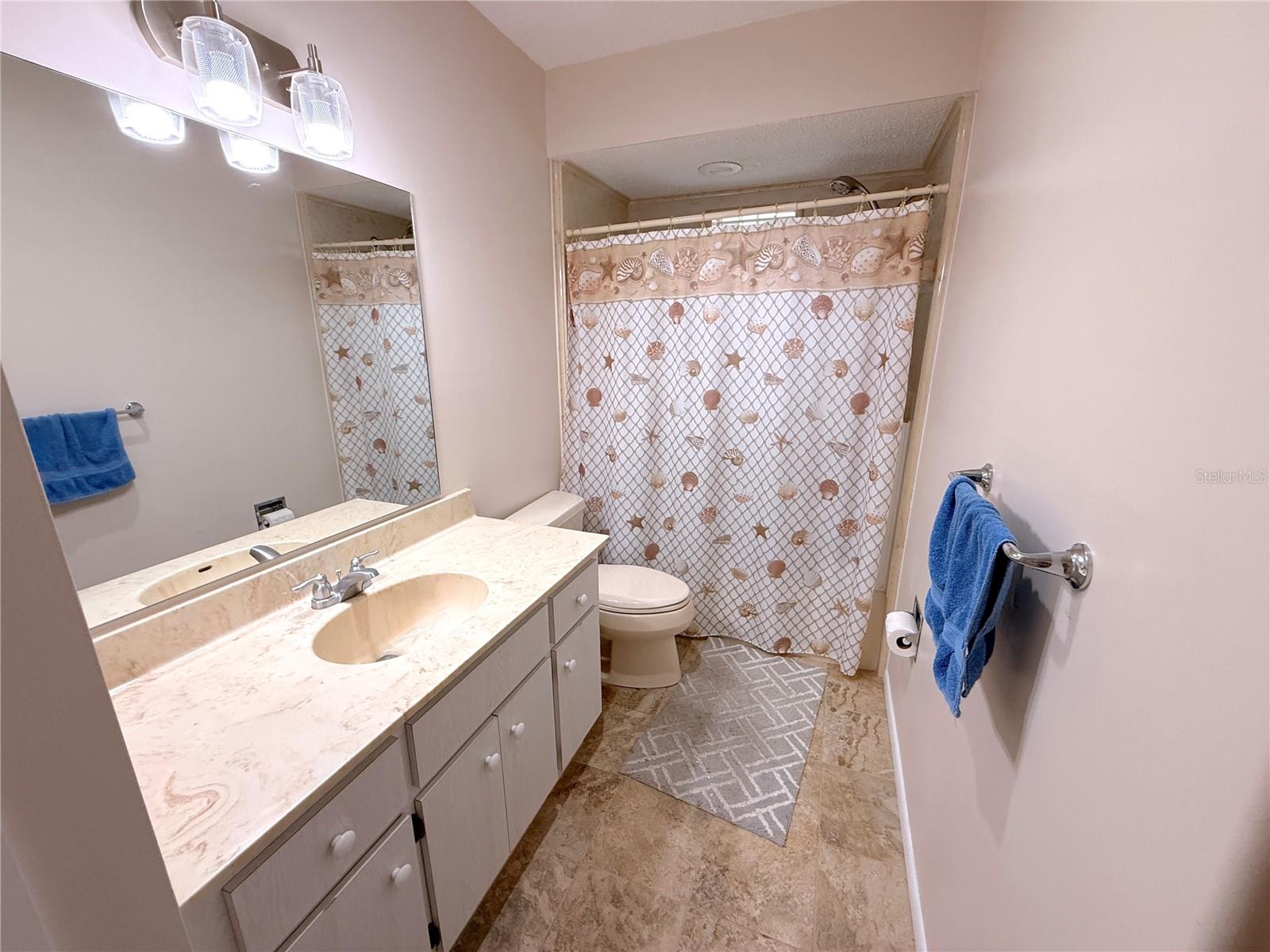 Image 26 of 35 For 8014 Casuarina Drive