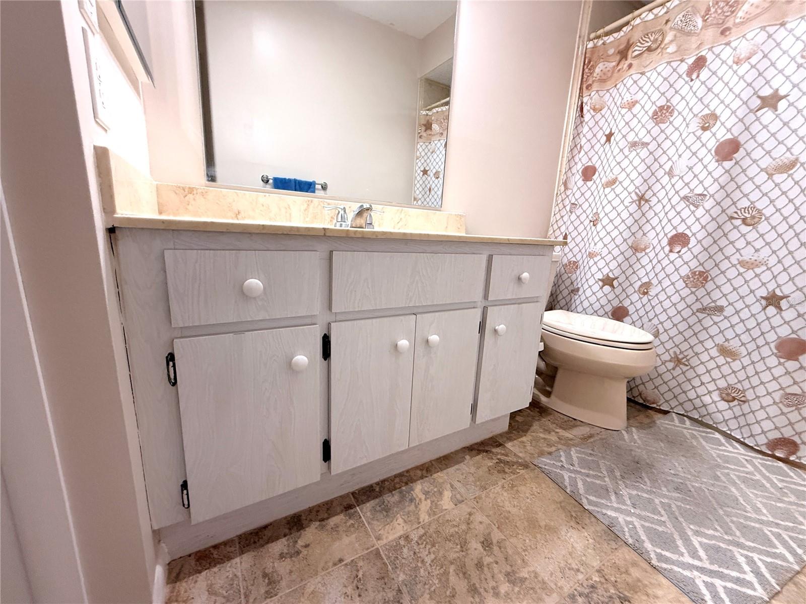 Image 27 of 35 For 8014 Casuarina Drive