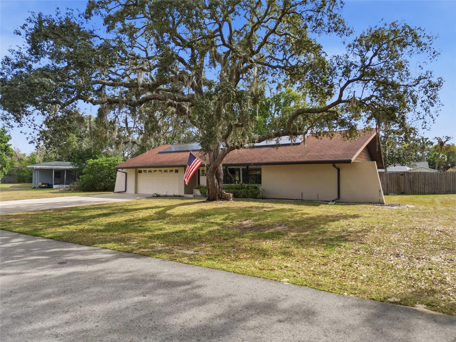 Image 26 of 32 For 8398 Begonia Street