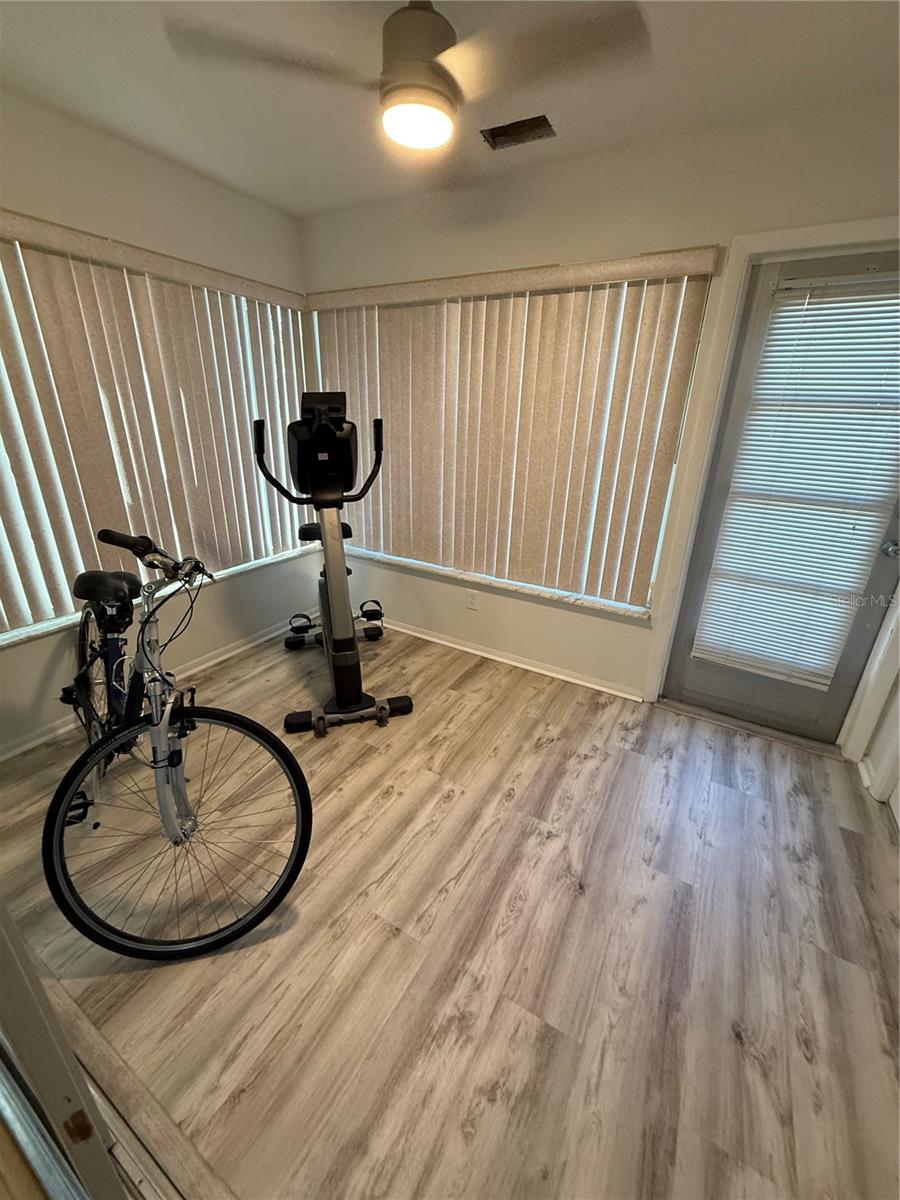 Image 11 of 17 For 2270 Alden Lane A