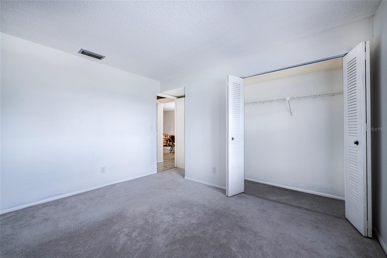 Image 30 of 41 For 5197 Silent Loop 224