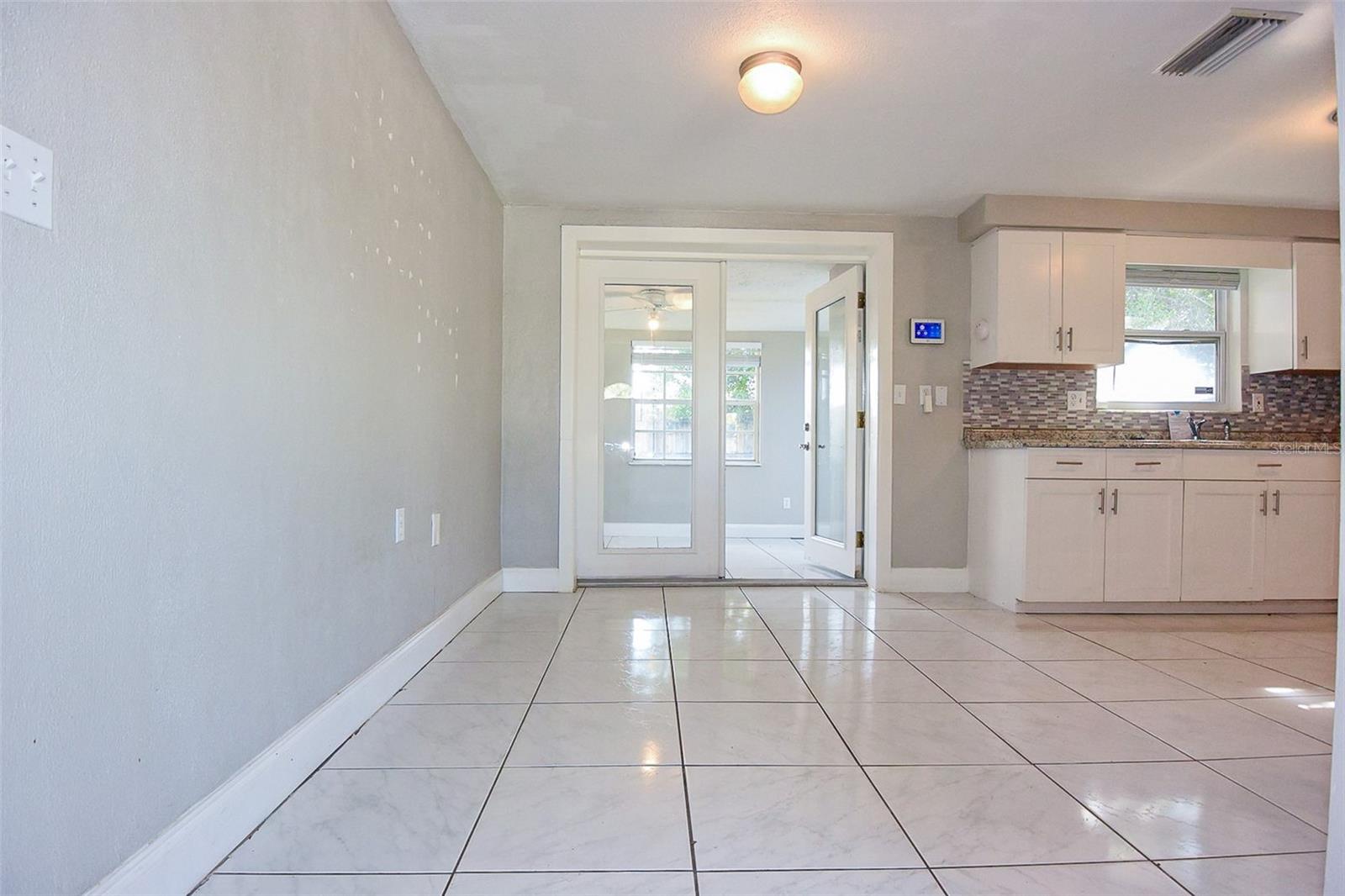 Image 10 of 26 For 5538 Casino Drive