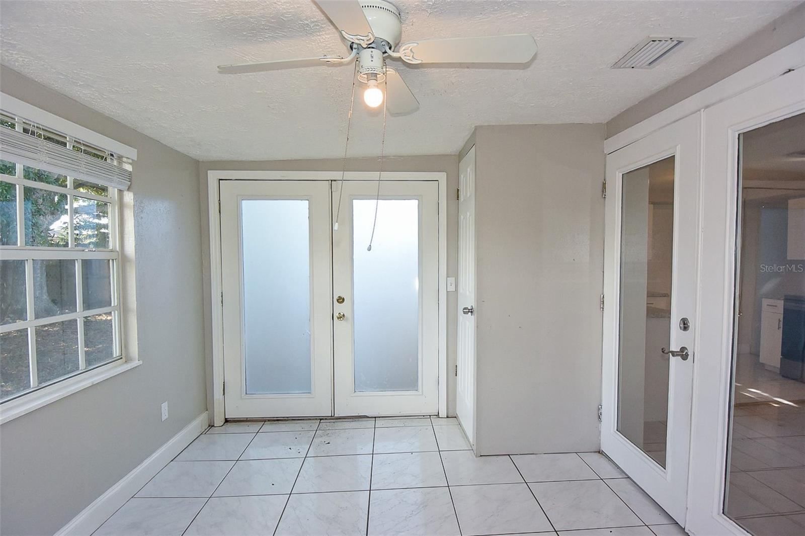 Image 13 of 26 For 5538 Casino Drive