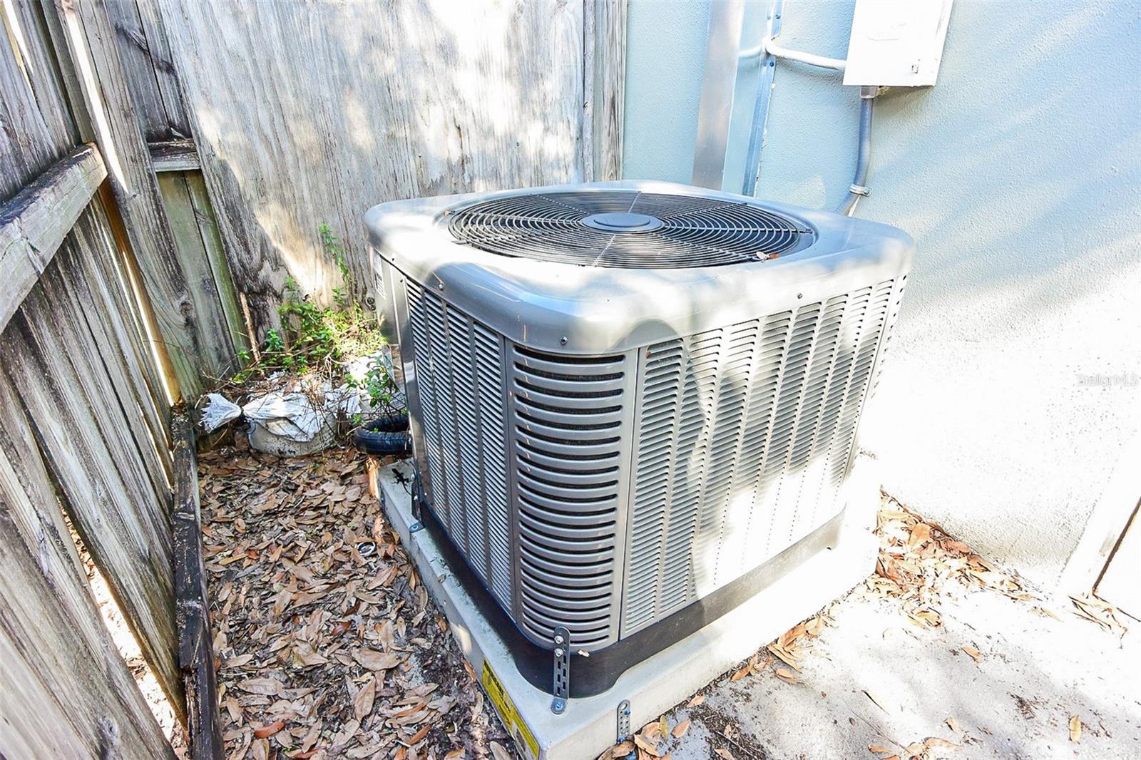 Image 22 of 26 For 5538 Casino Drive