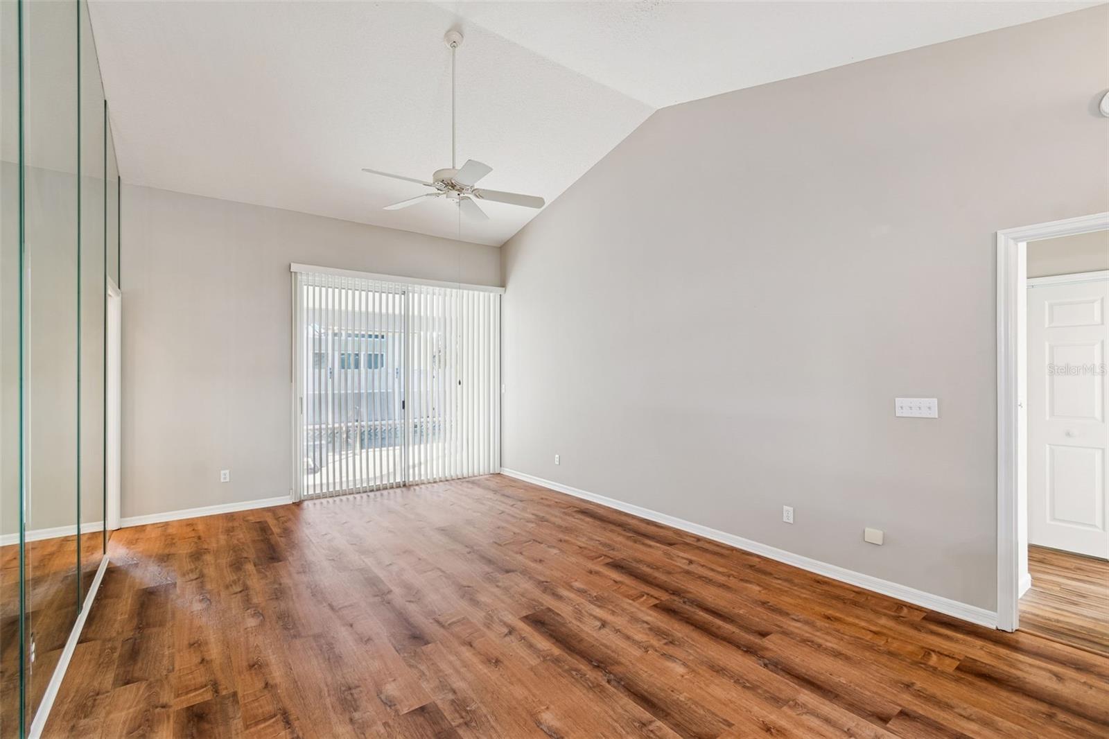 Image 14 of 79 For 377 Wood Chuck Avenue