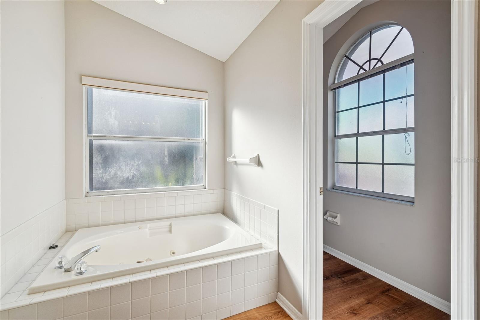 Image 24 of 79 For 377 Wood Chuck Avenue