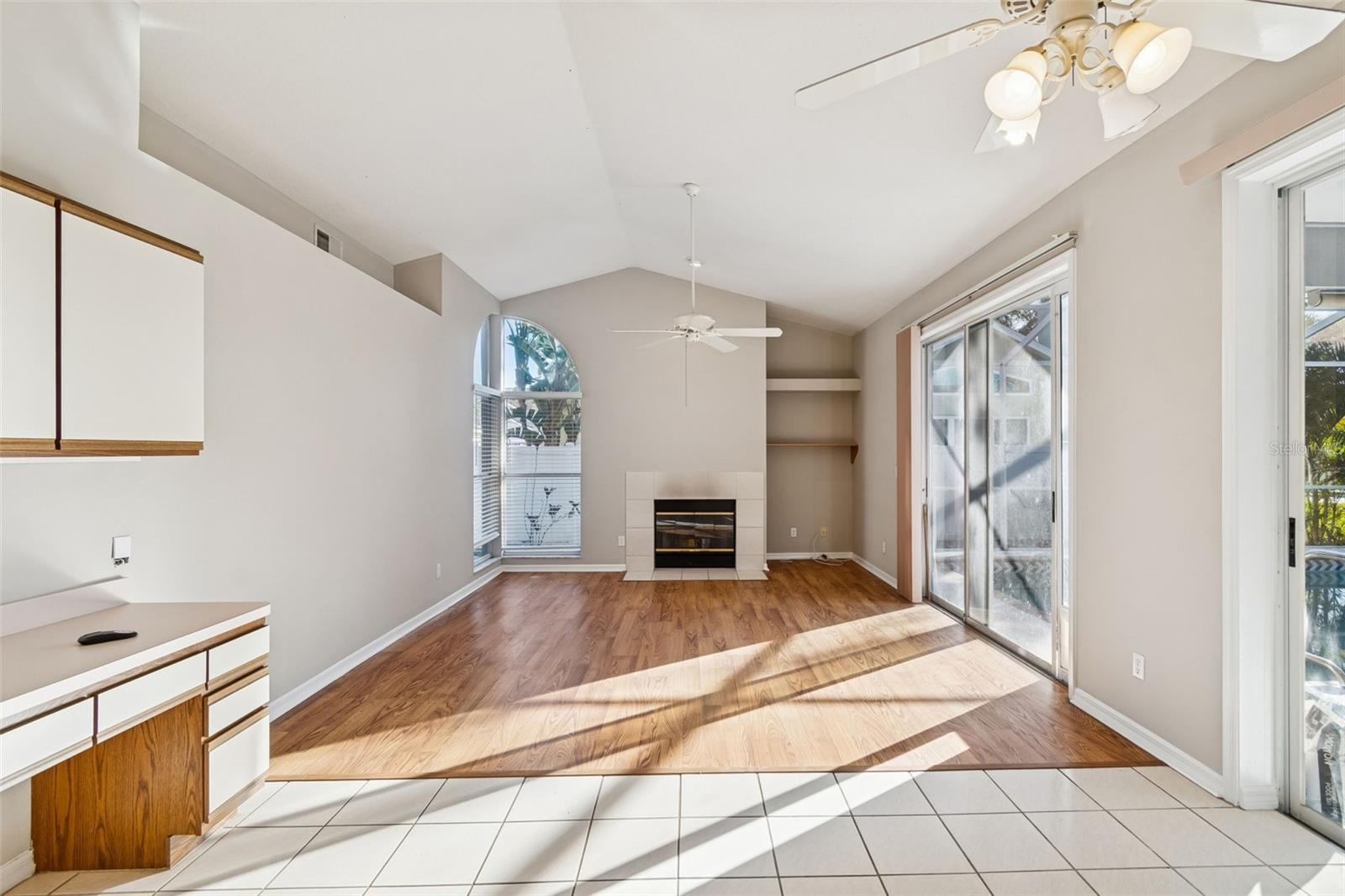 Image 39 of 79 For 377 Wood Chuck Avenue