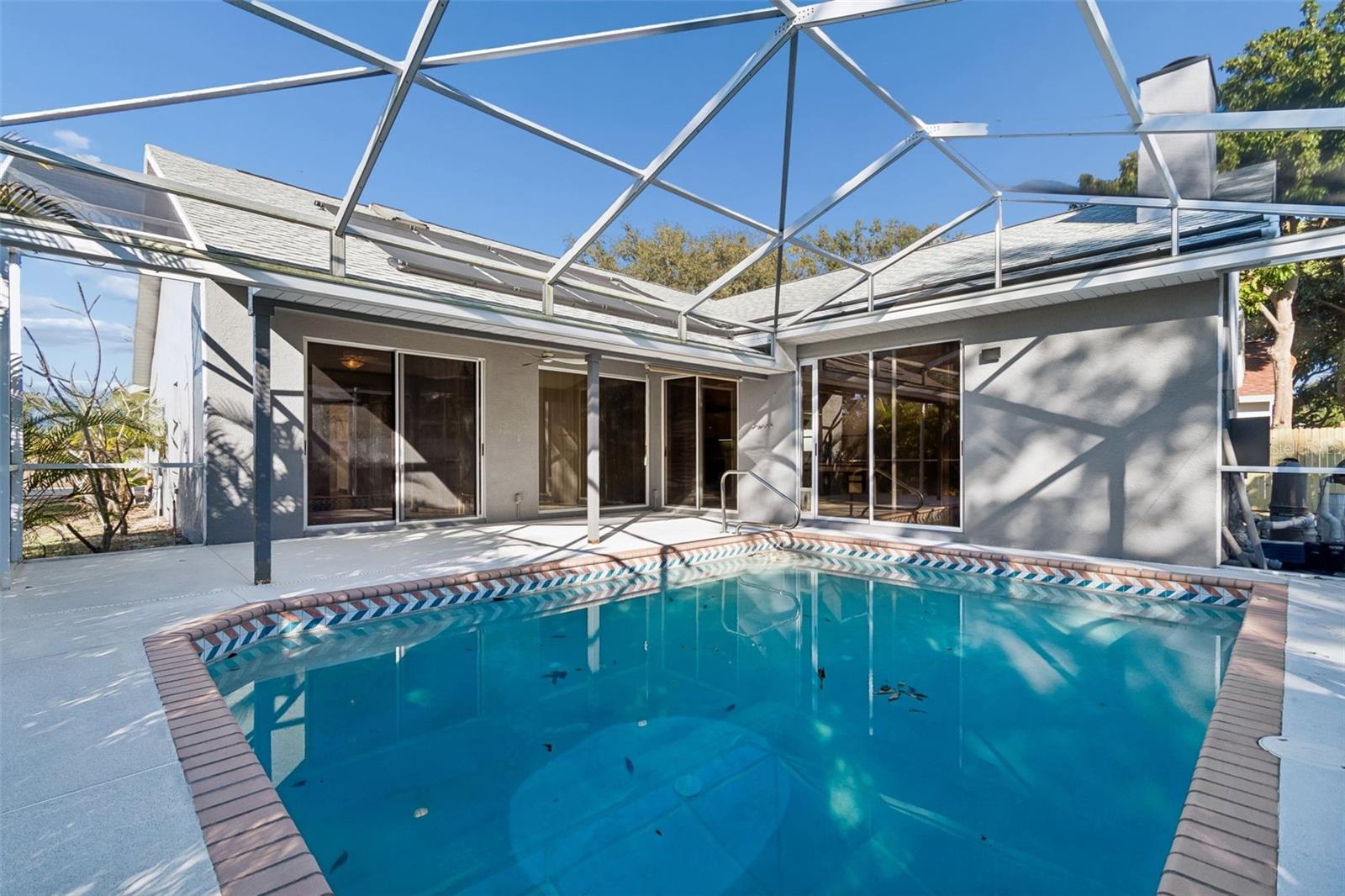 Image 5 of 79 For 377 Wood Chuck Avenue