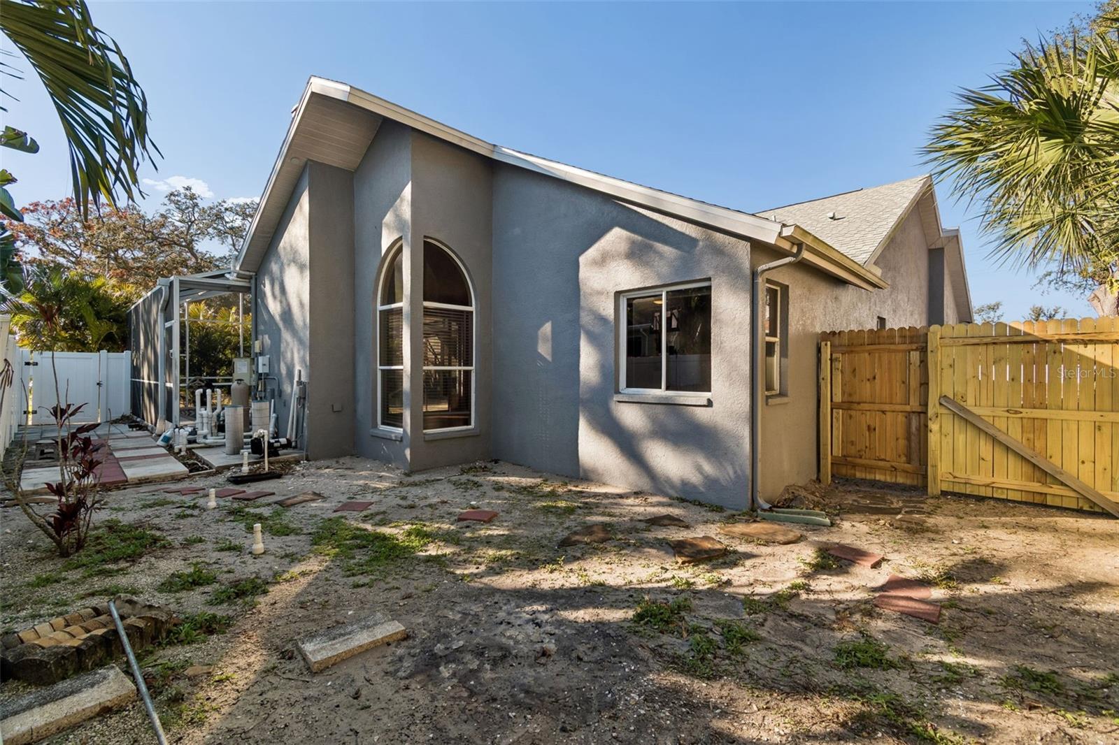 Image 58 of 79 For 377 Wood Chuck Avenue