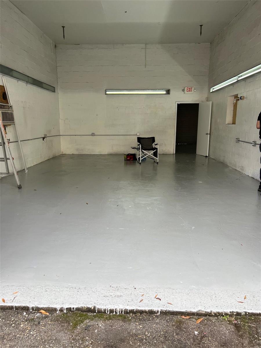 Image 8 of 16 For 7809 Clark Moody Boulevard