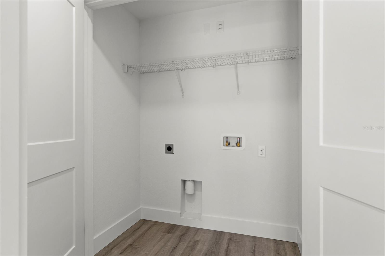 Image 31 of 38 For 14197 Red Marlin Avenue