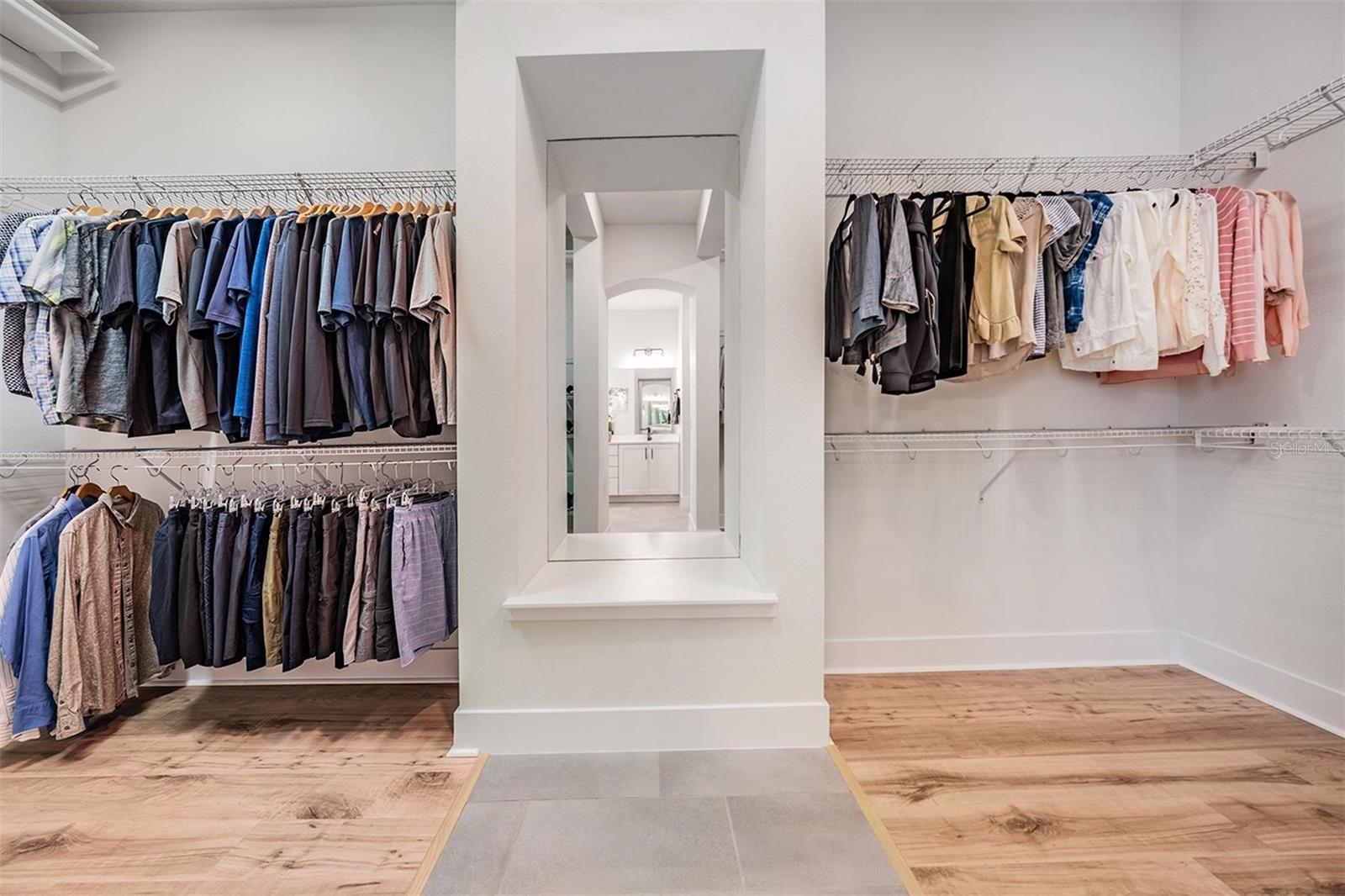 Image 19 of 51 For 3378 Tour Trace